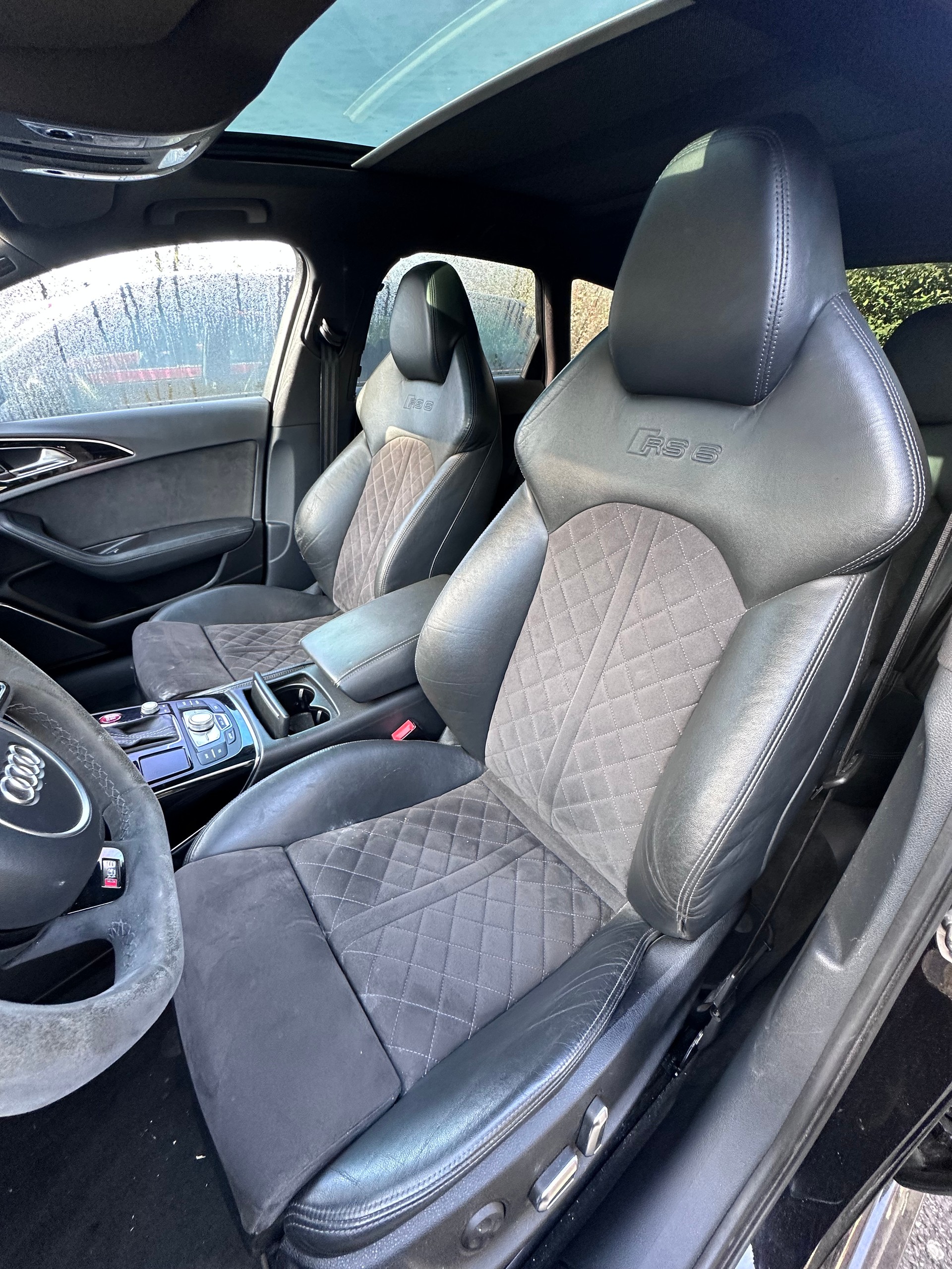 AUDI RS6 Avant 4.0 TFSI V8 quattro Tiptronic-image-4