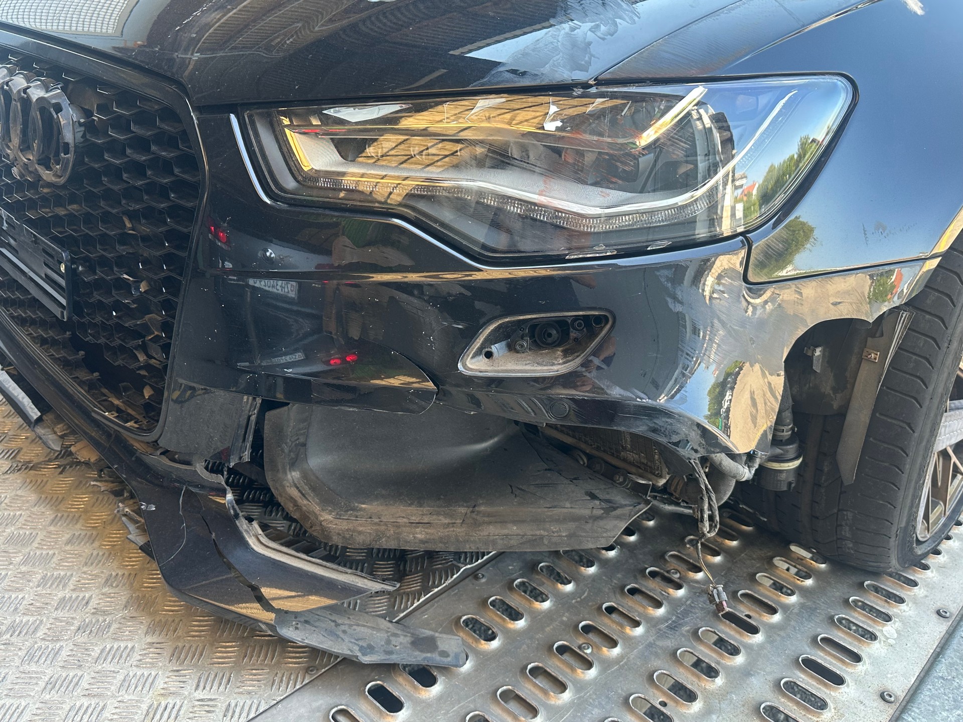 AUDI RS6 Avant 4.0 TFSI V8 quattro Tiptronic-image-12