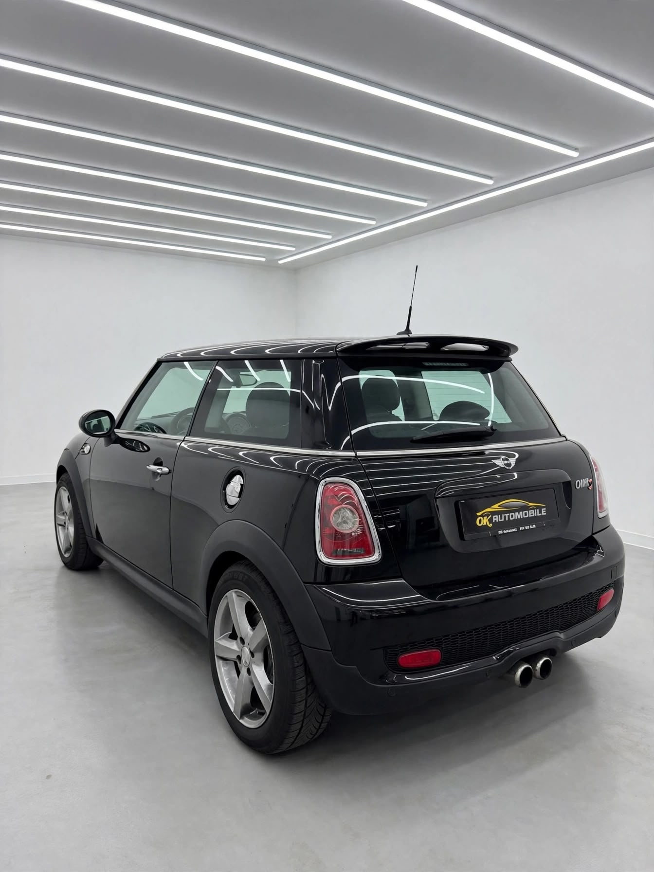 MINI Cooper S Steptronic-image-4