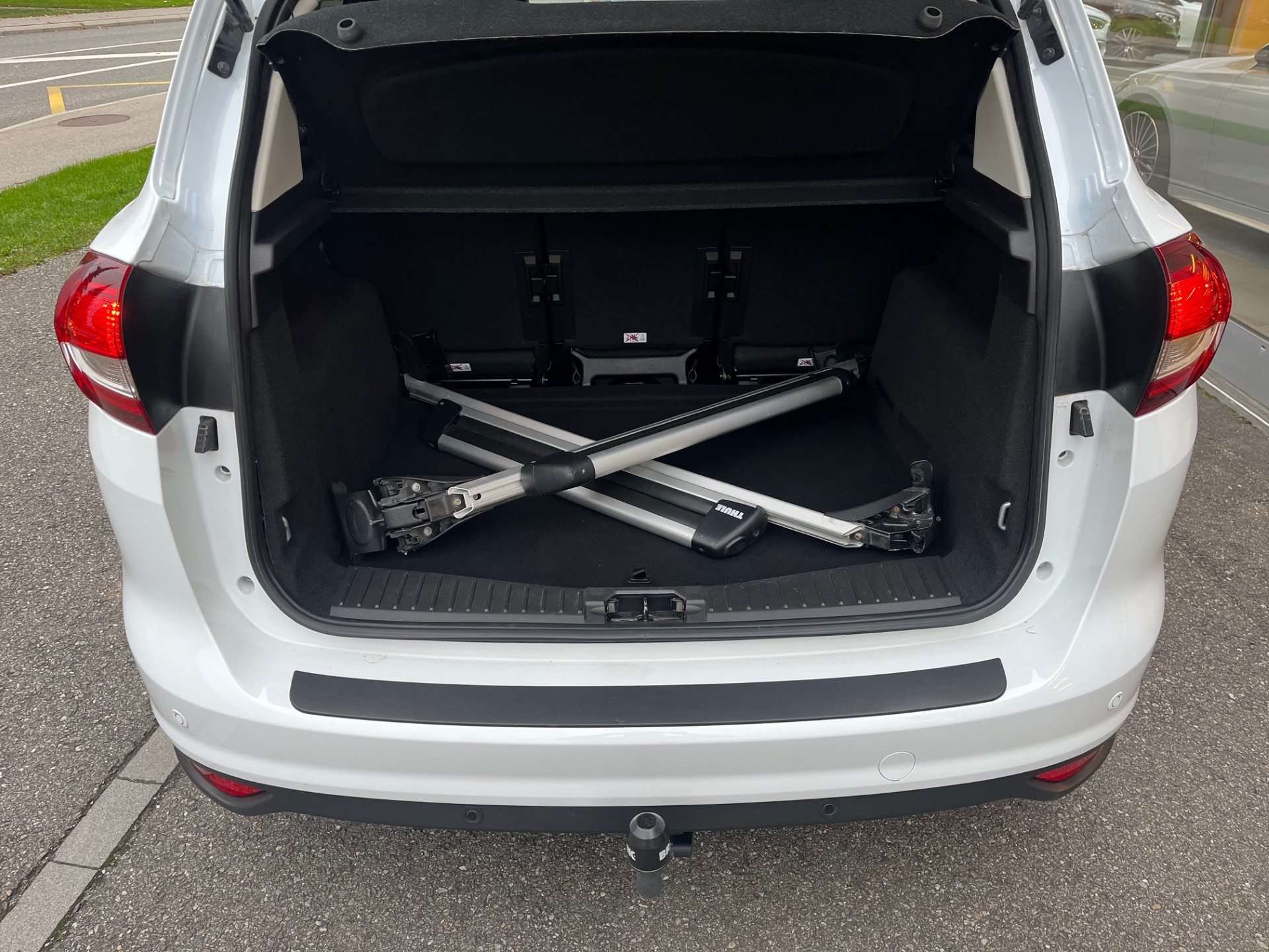 FORD C-Max 1.5 SCTi Titanium Automat-image-6