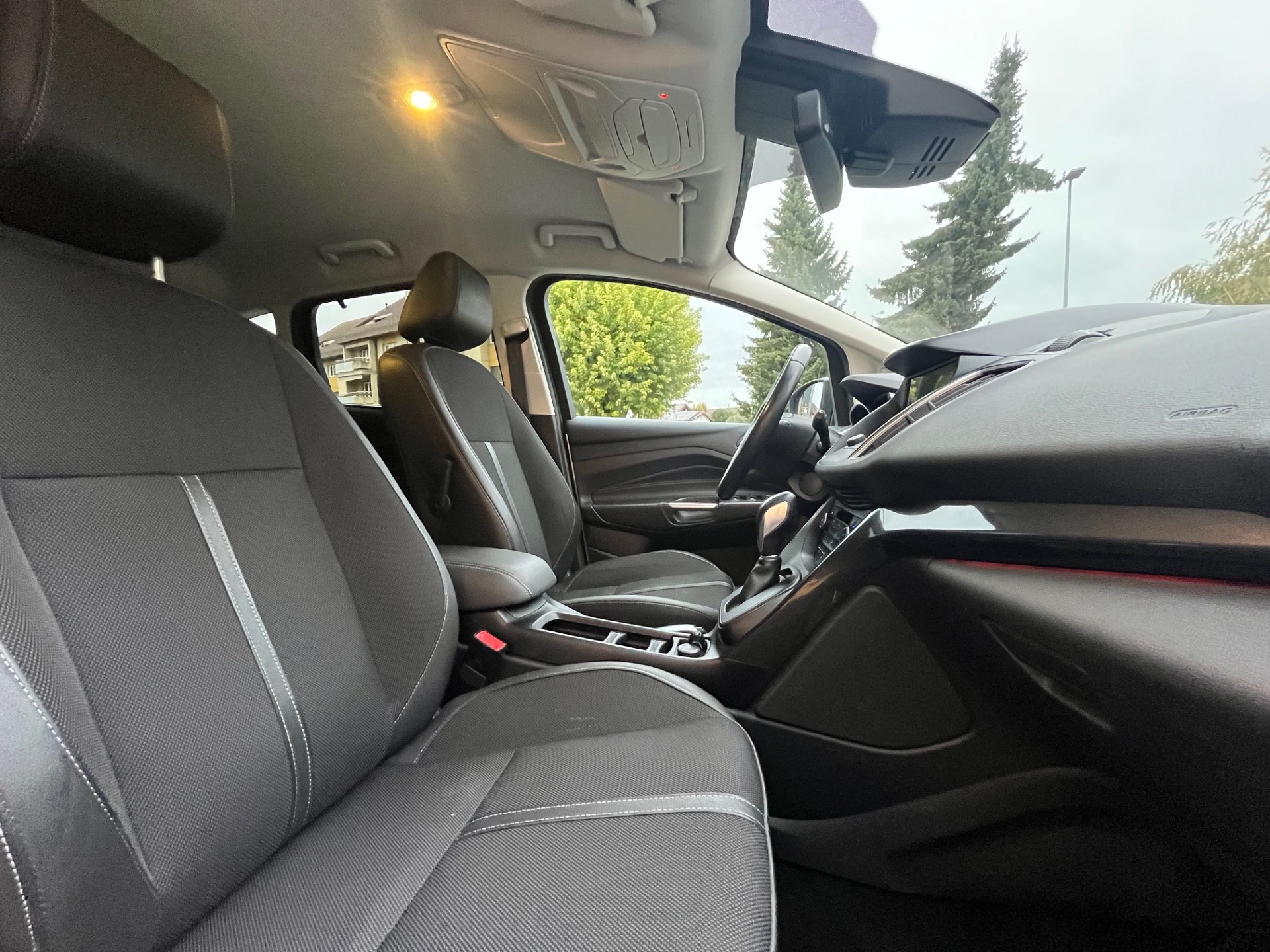 FORD C-Max 1.5 SCTi Titanium Automat-image-8