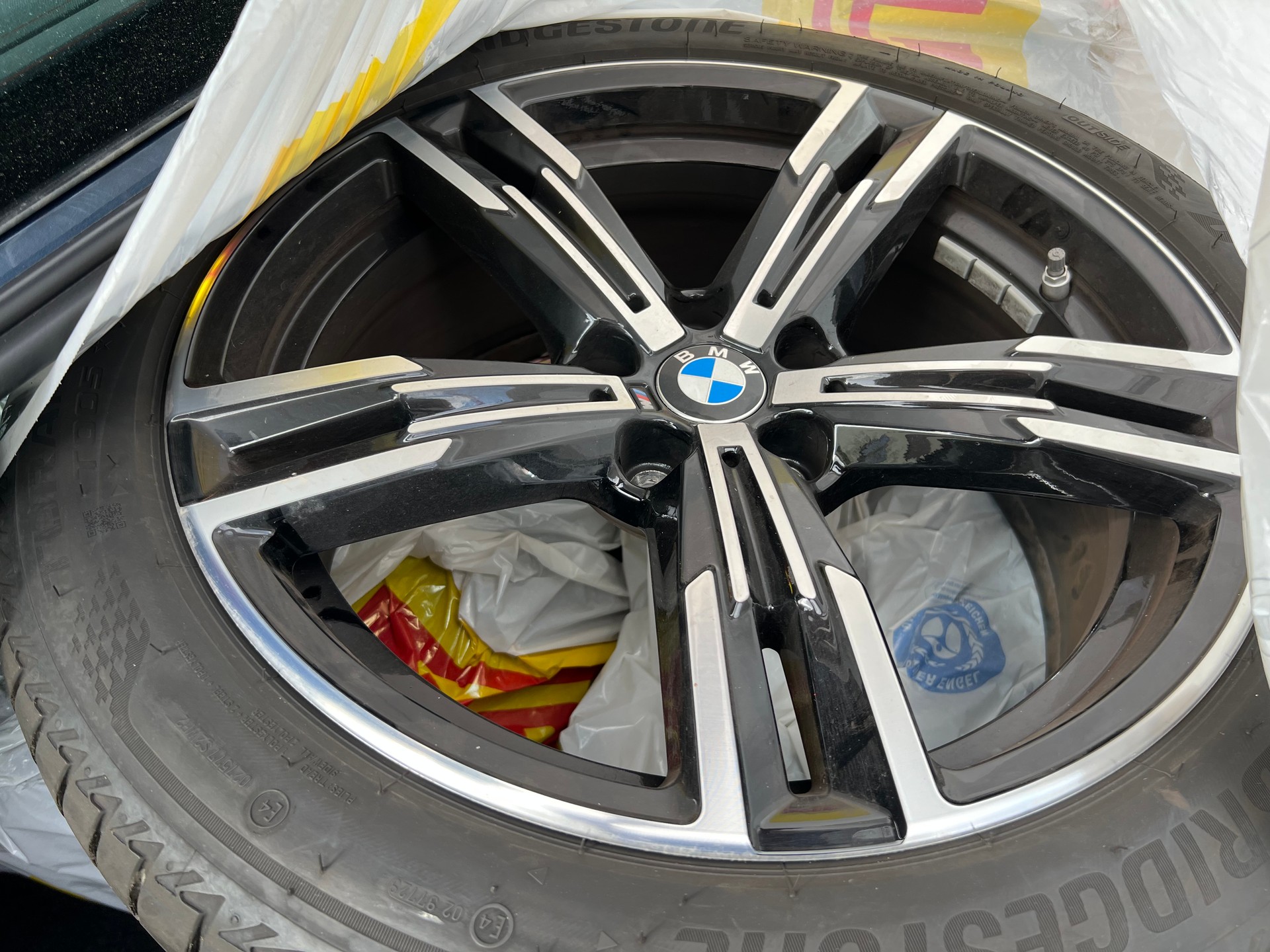 BMW M440i xDrive 48V Coupé Steptronic-image-26