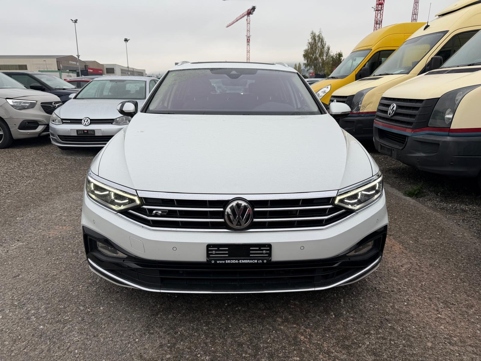 VW Passat Variant 2.0 TSI R-Line DSG 4m-showroom-element-2