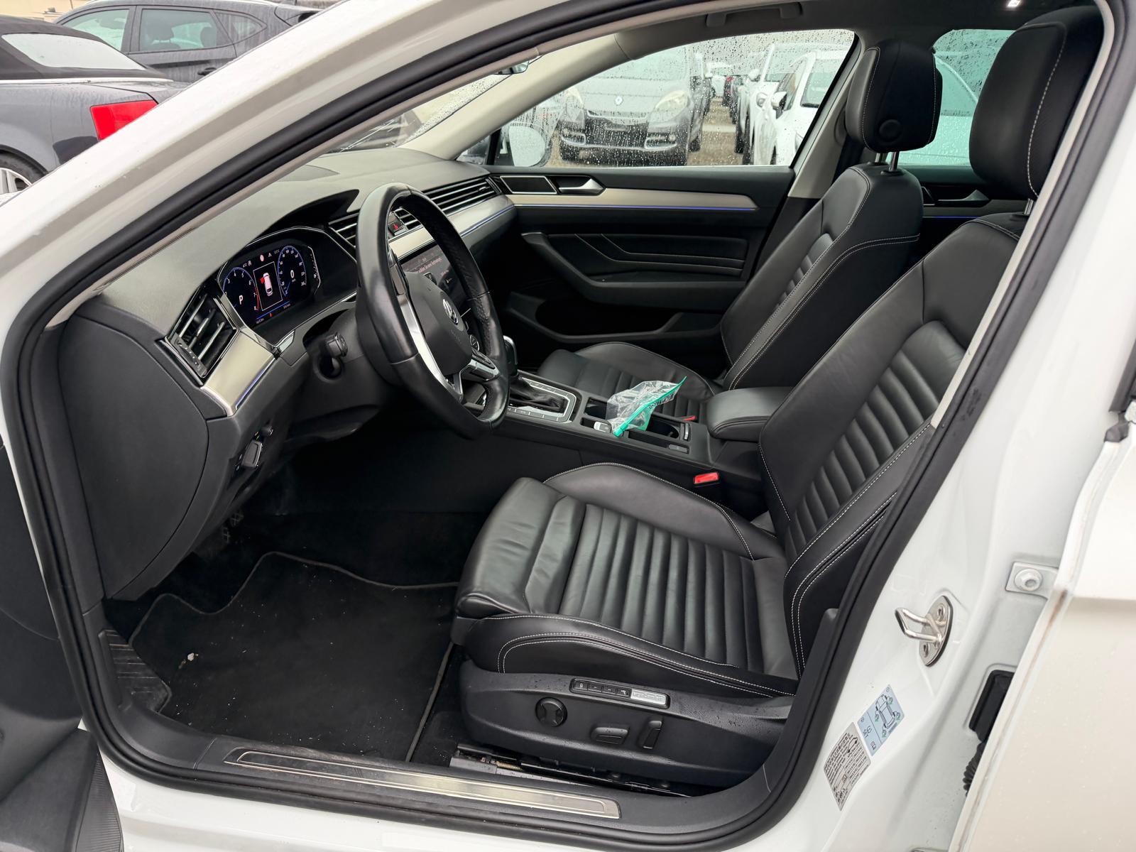 VW Passat Variant 2.0 TSI R-Line DSG 4m-image-7