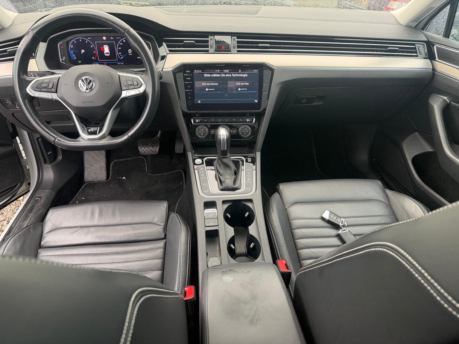 VW Passat Variant 2.0 TSI R-Line DSG 4m-image-8