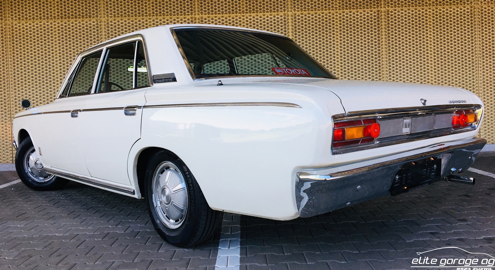 TOYOTA CROWN 2300 De Luxe-image-7