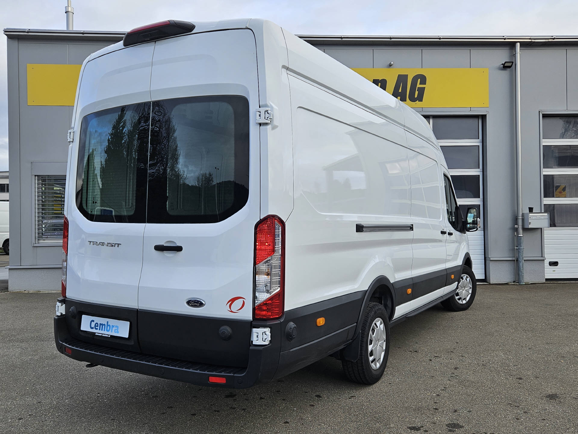FORD Transit Van 350 L4H3 2.0 EcoBlue 130 Trend-image-3