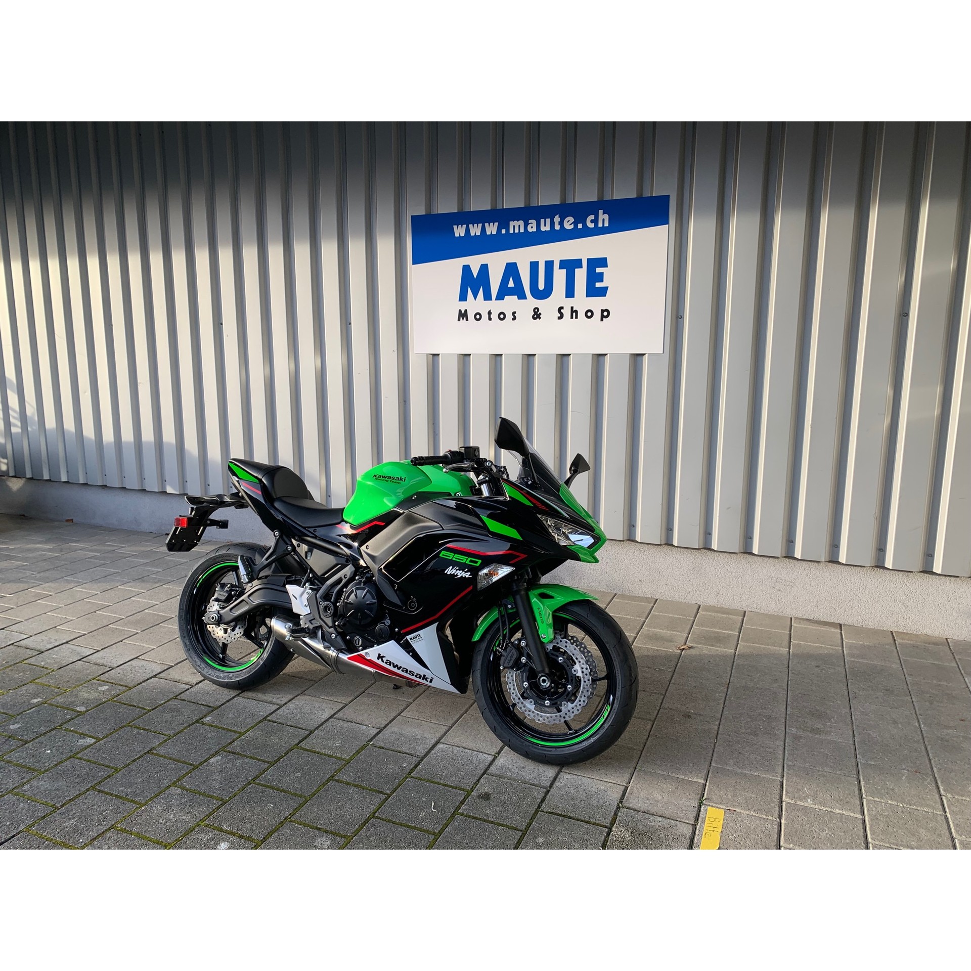 KAWASAKI Ninja 650 2026-showroom-element-3