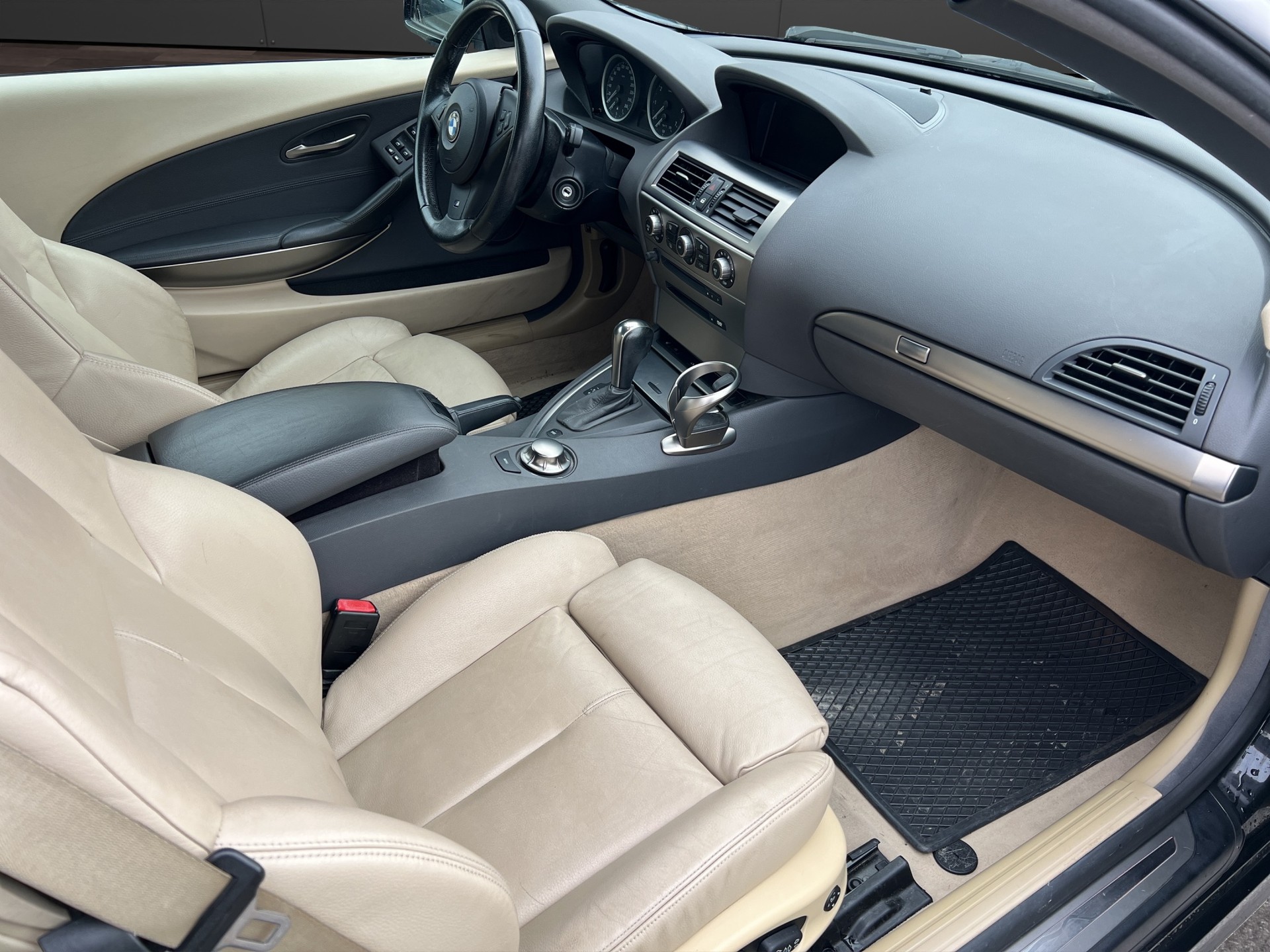BMW 645Ci-image-14