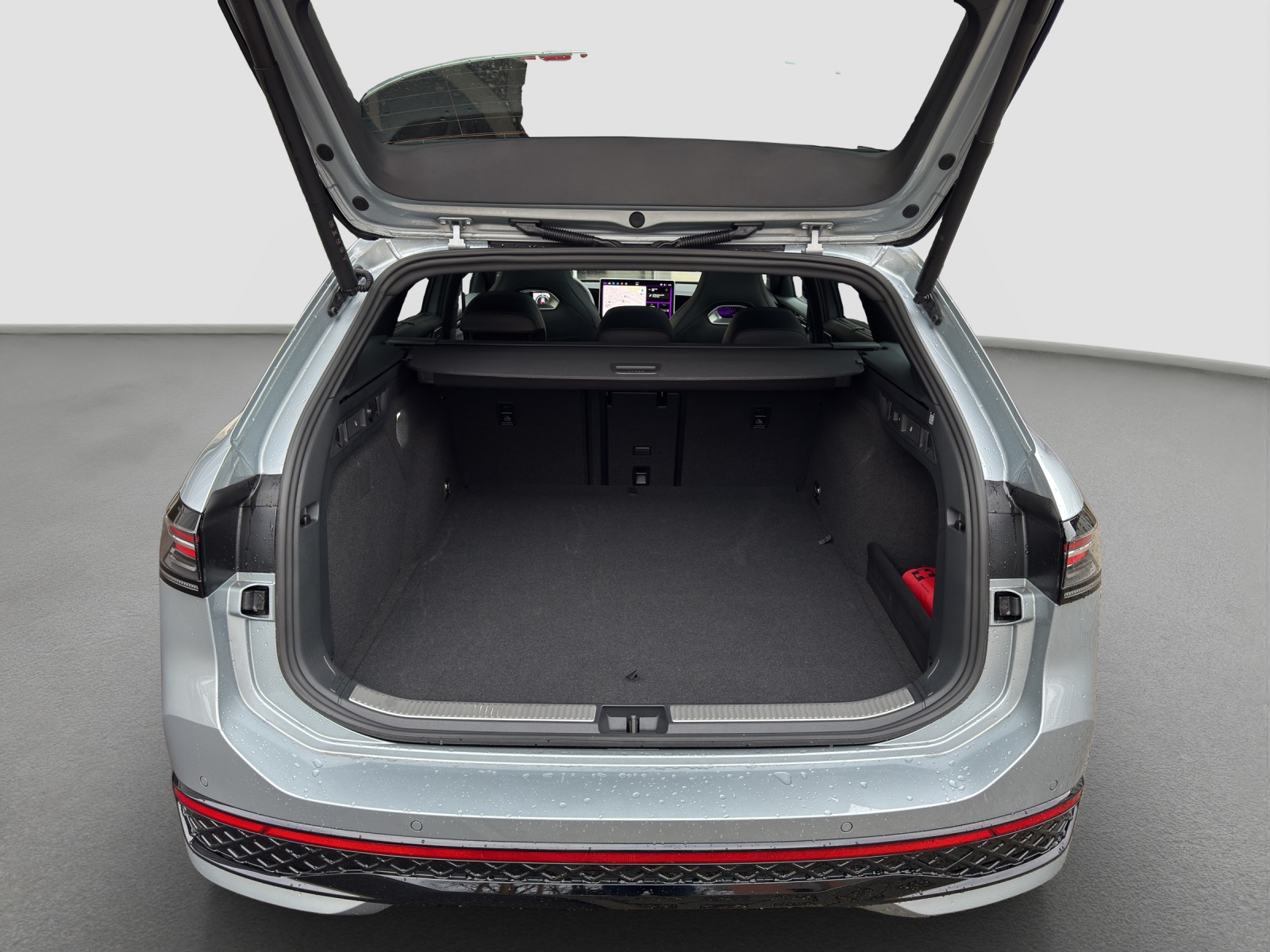 VW Passat Variant 1.5 TSI evo2 Plug-In- Hybrid R-Line DSG-image-8