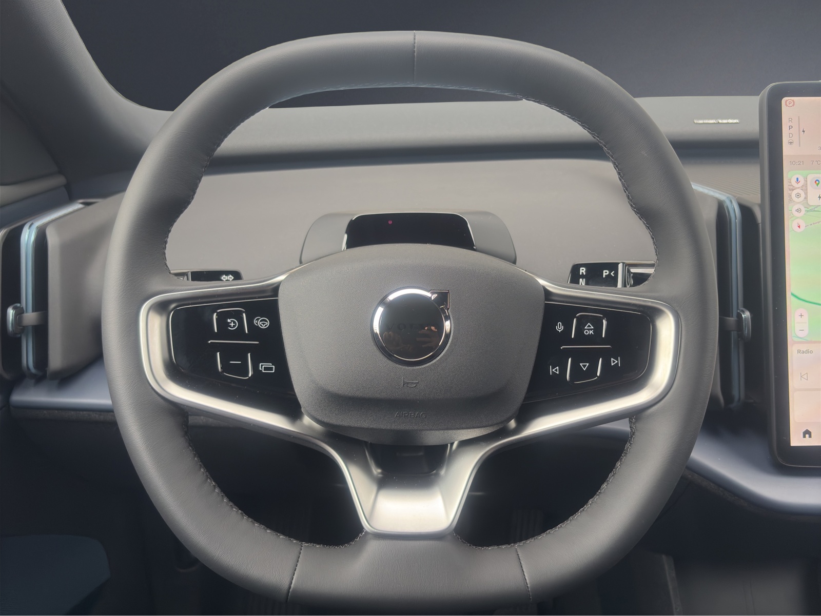 VOLVO EX30 E60 69kWh Twin Ultra-image-9