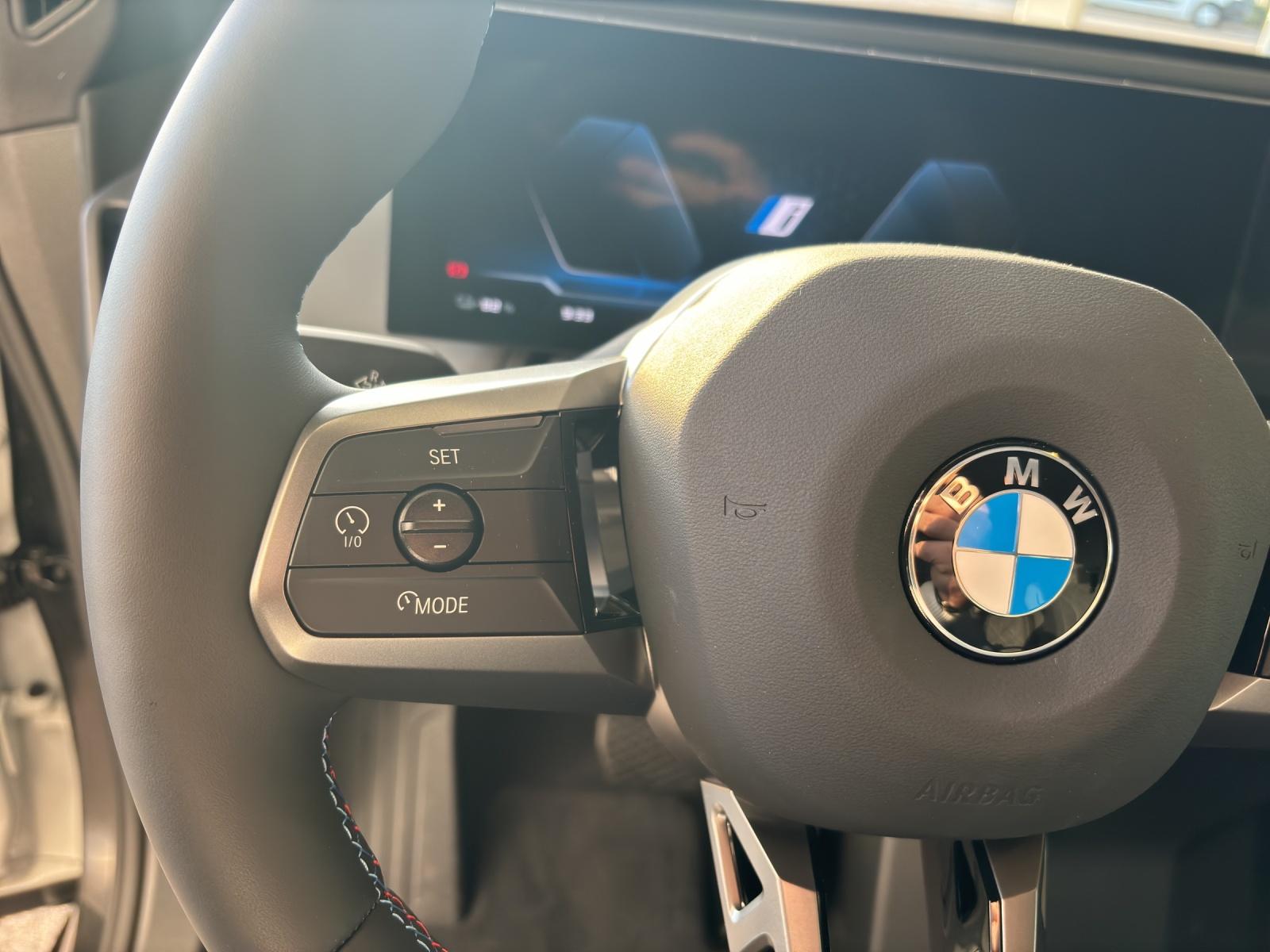 BMW iX M60-image-19