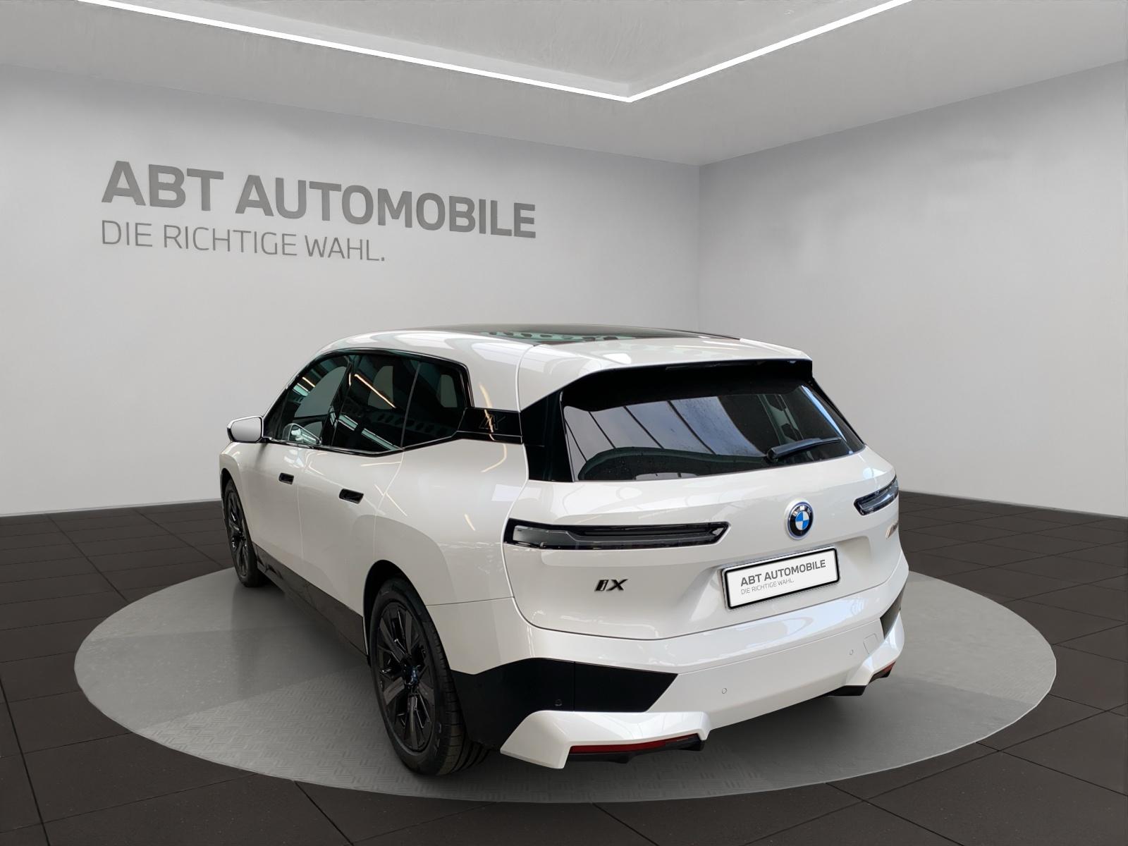 BMW iX M60-image-3