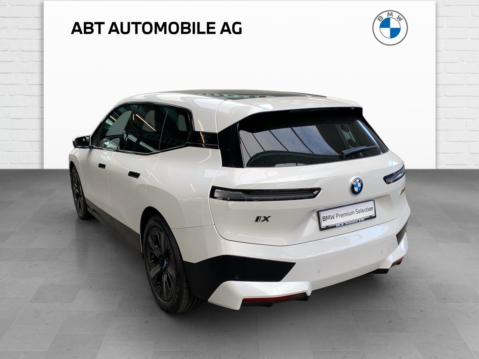 BMW iX M60-image-3