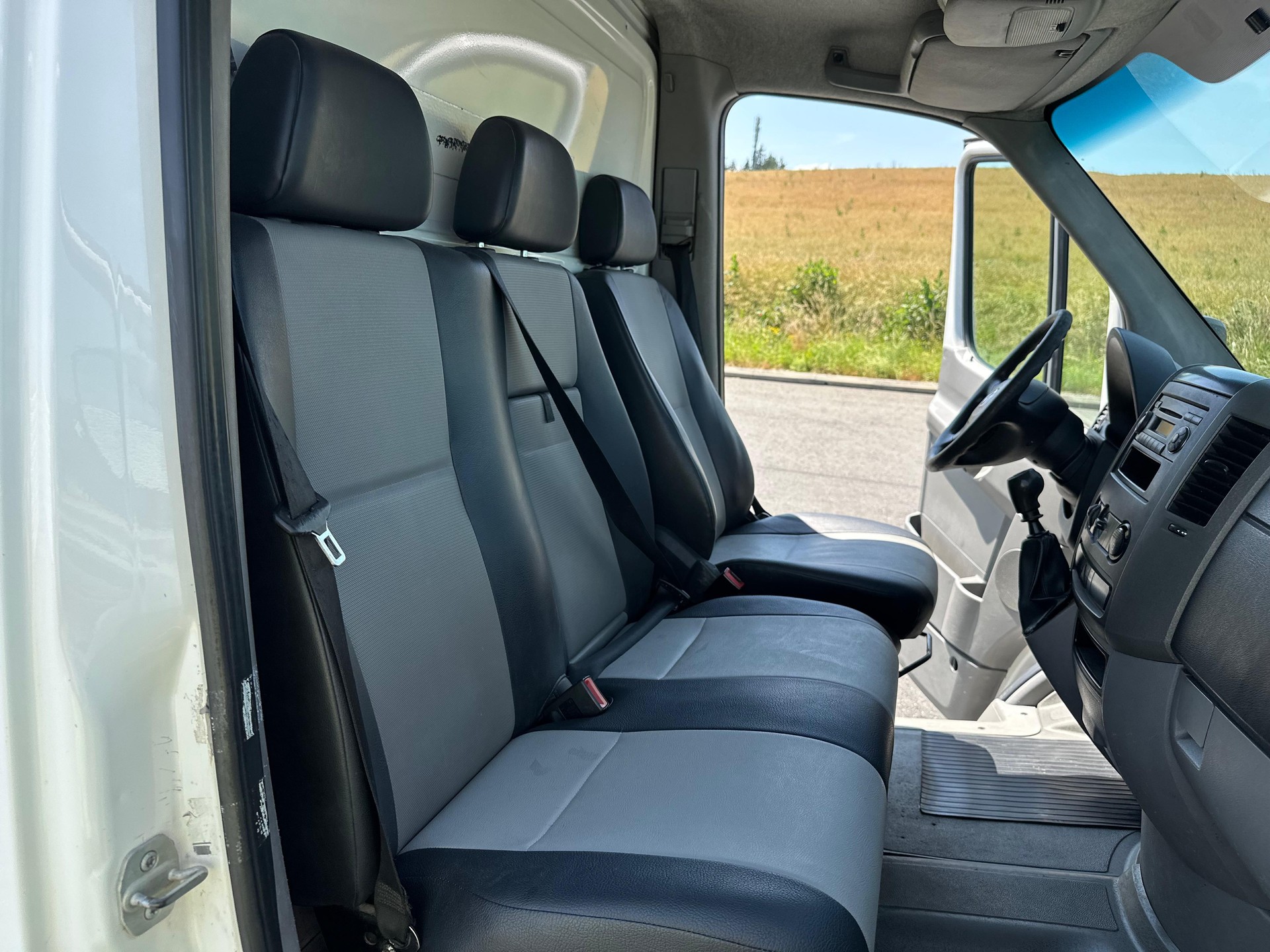 VW Crafter 35 2.0 TDI CR-image-27