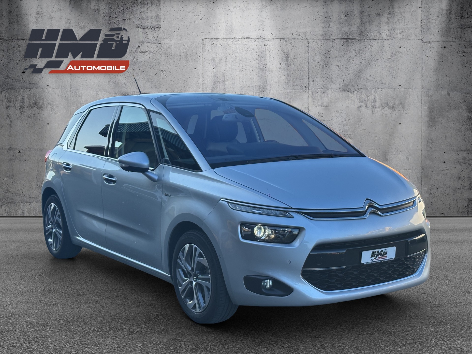 CITROEN C4 Picasso 1.6 e-HDi Exclusive ETG6-image-7