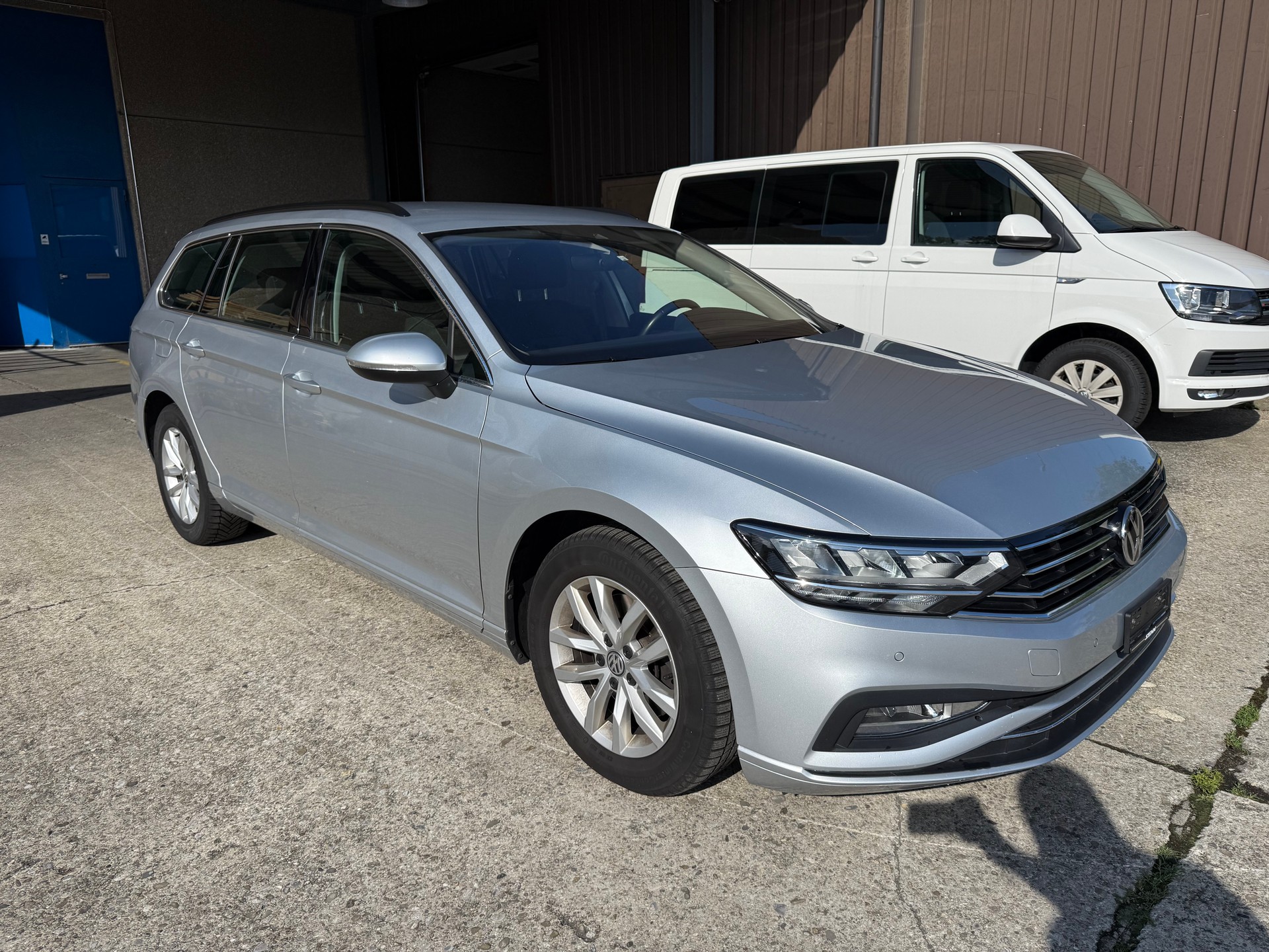 VW Passat 2.0 TDI BMT Business DSG-image-1
