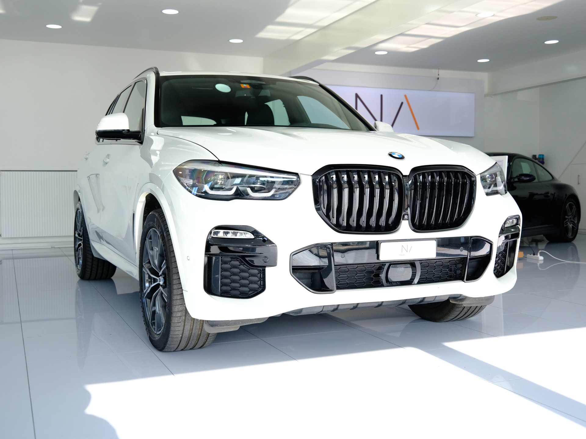 BMW X5 xDrive45e Steptronic-image-2
