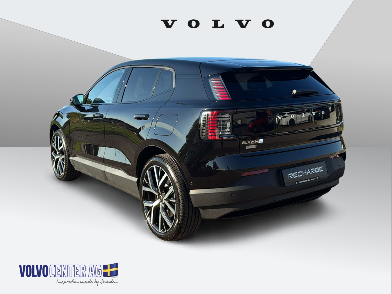 VOLVO EX 30 E60 Twin Ultra Performance AWD-image-2