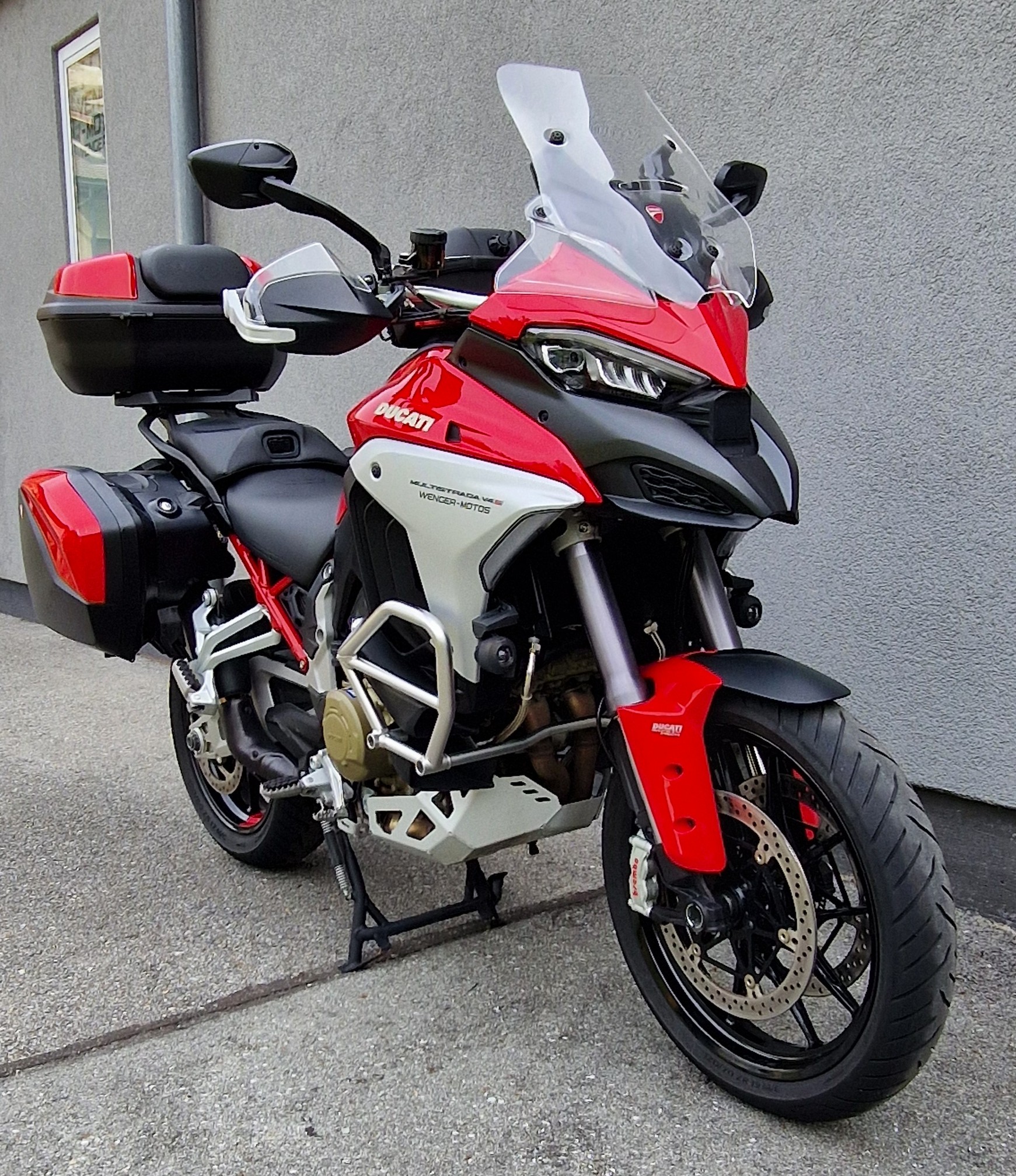 DUCATI Multistrada V4 S Full-showroom-element-1