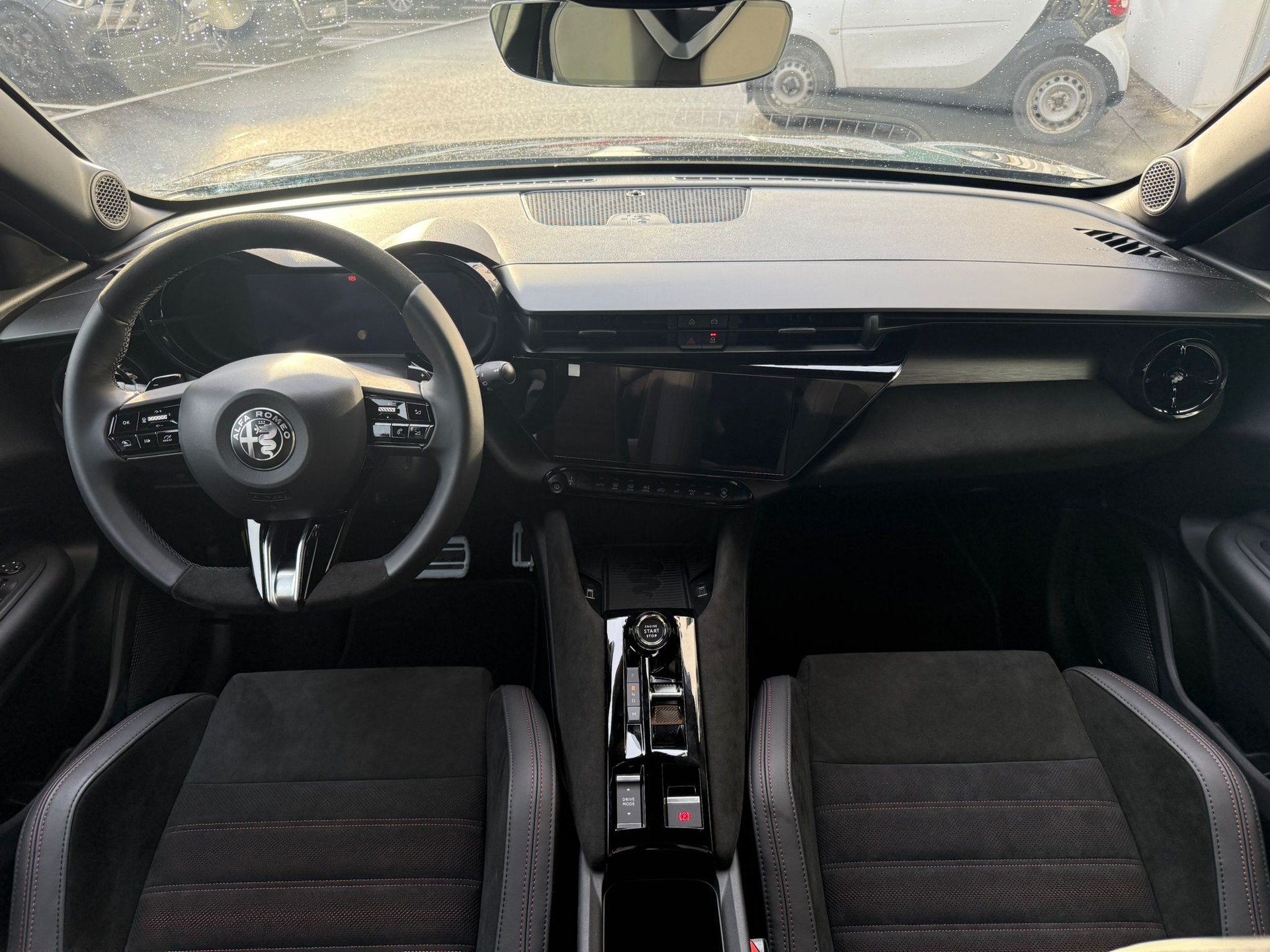 ALFA ROMEO Junior 1.2 Hybrid Speciale Pack Sport&Pack Tech-image-10