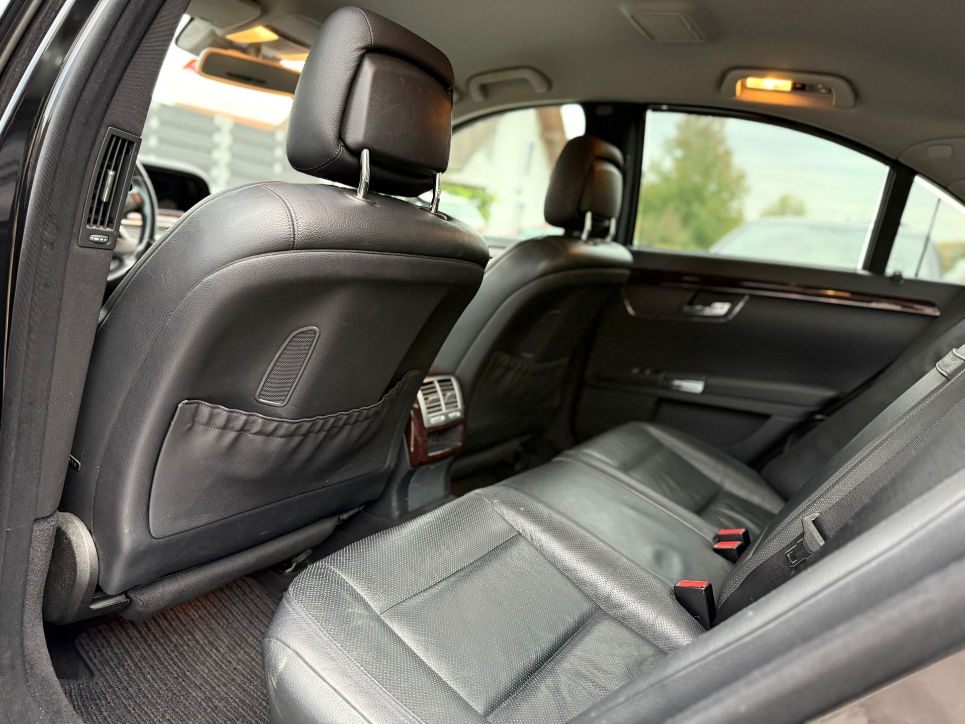 MERCEDES-BENZ S 350 BlueEfficiency SS 4Matic 7G-Tronic-image-14
