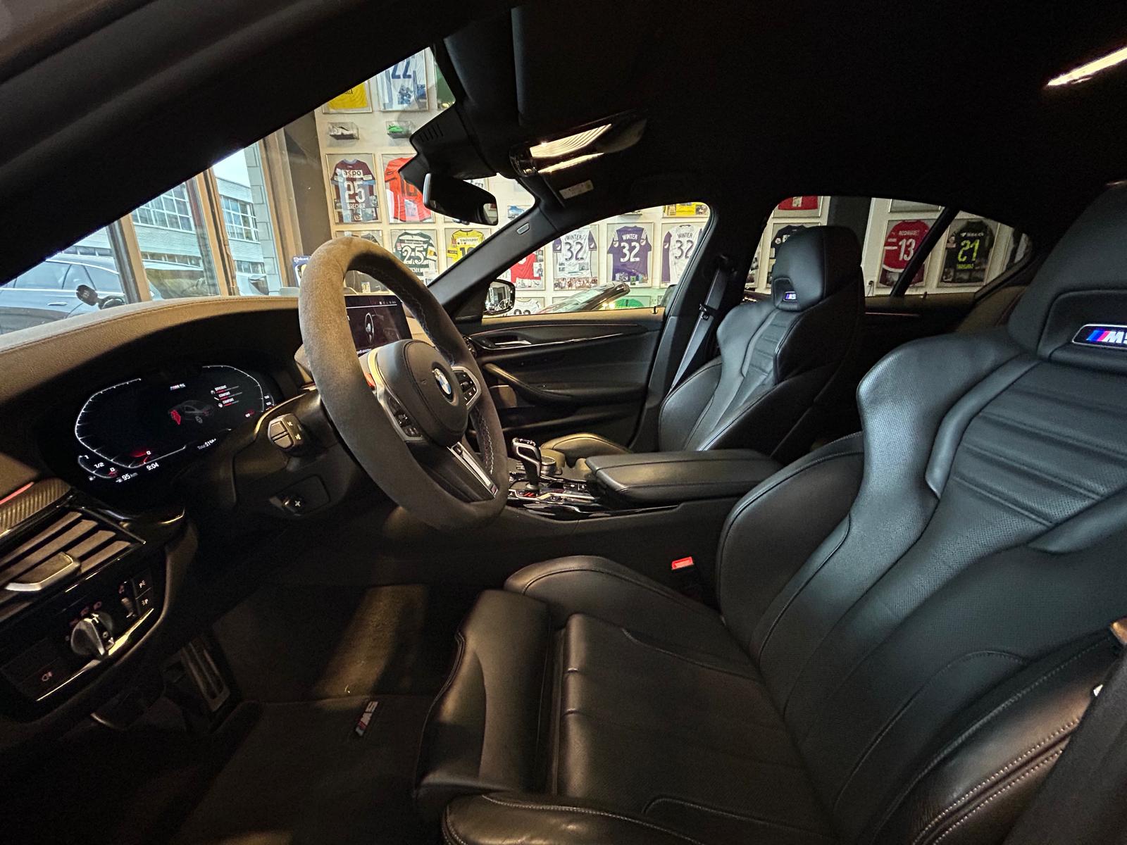 BMW M5 xDrive Competition-image-8