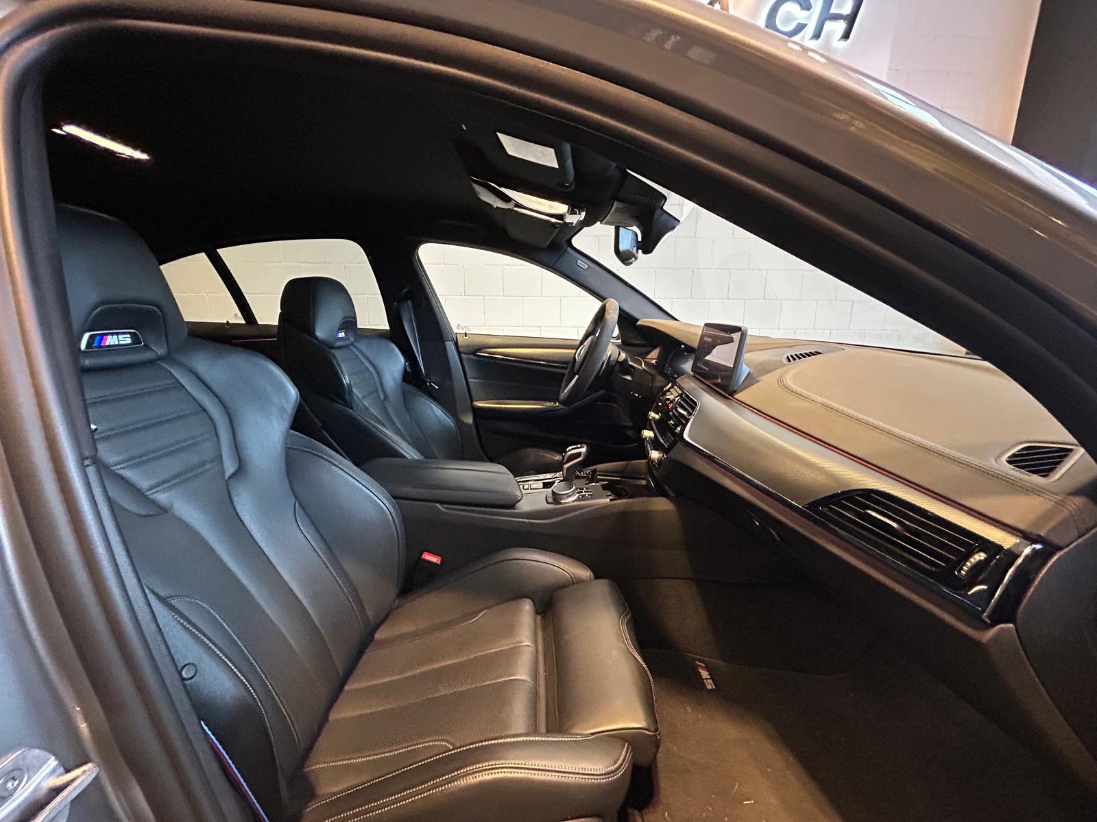 BMW M5 xDrive Competition-image-11