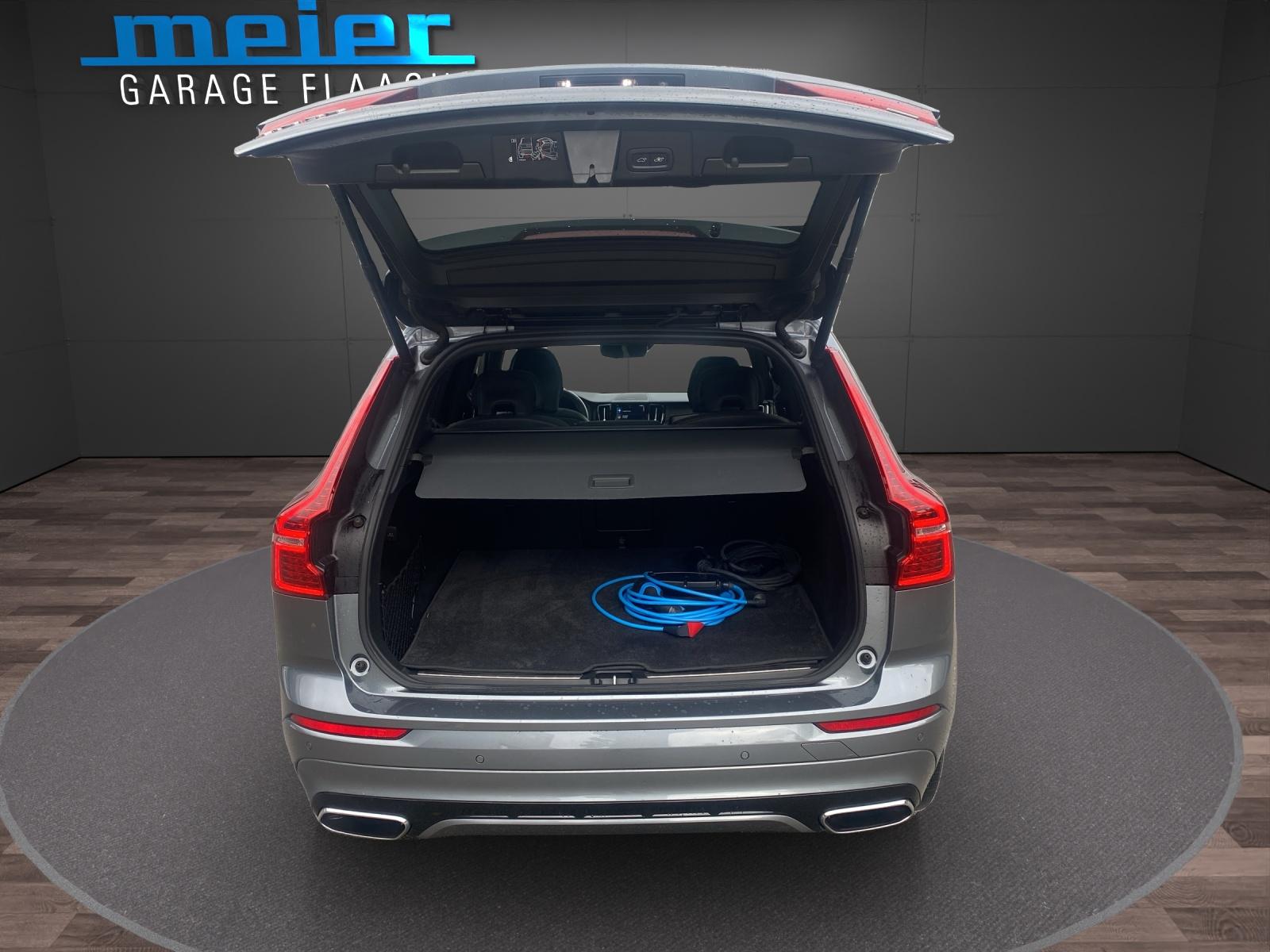 VOLVO XC60 2.0 T6 TE R-Design eAWD-image-12