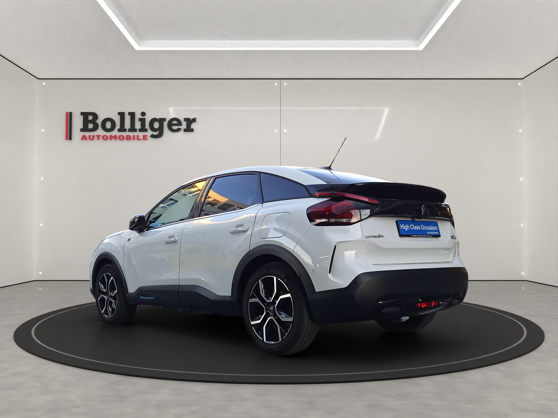 CITROEN C4 Electric Shine-image-9
