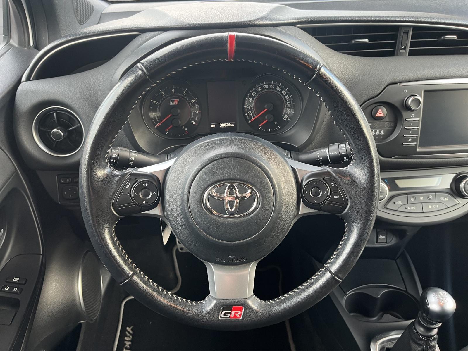TOYOTA Yaris 1.8 VVT-i GRMN-image-10