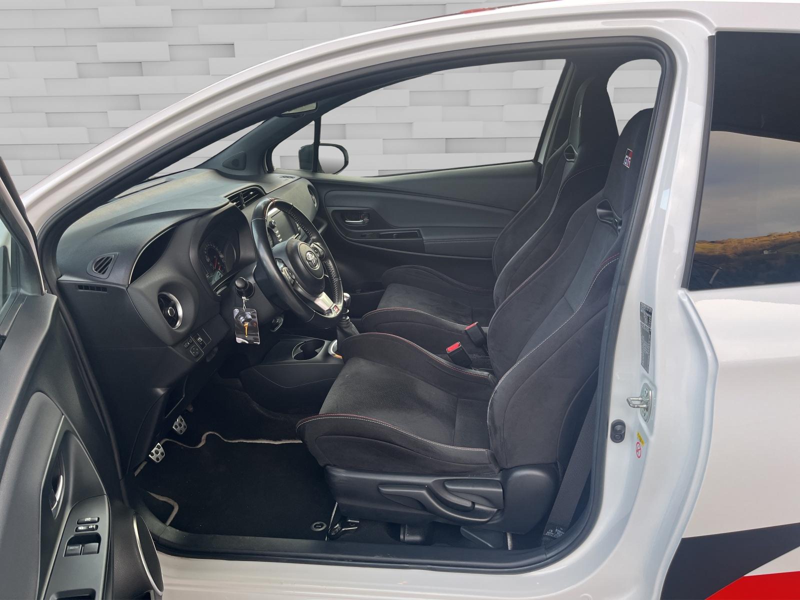 TOYOTA Yaris 1.8 VVT-i GRMN-image-9