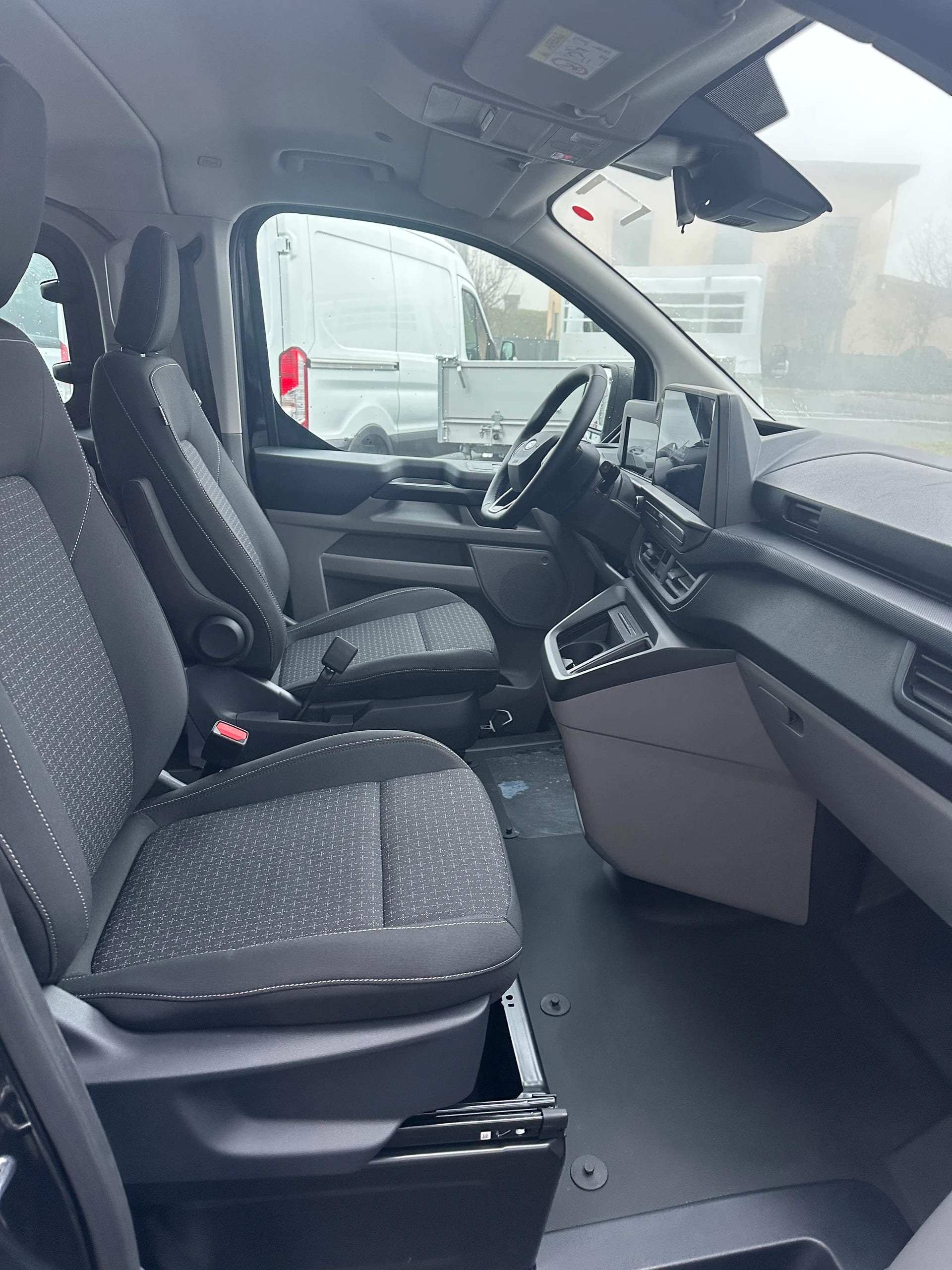FORD Transit C combi 340 L1 2.5 Dur Trend/PHEV-image-13