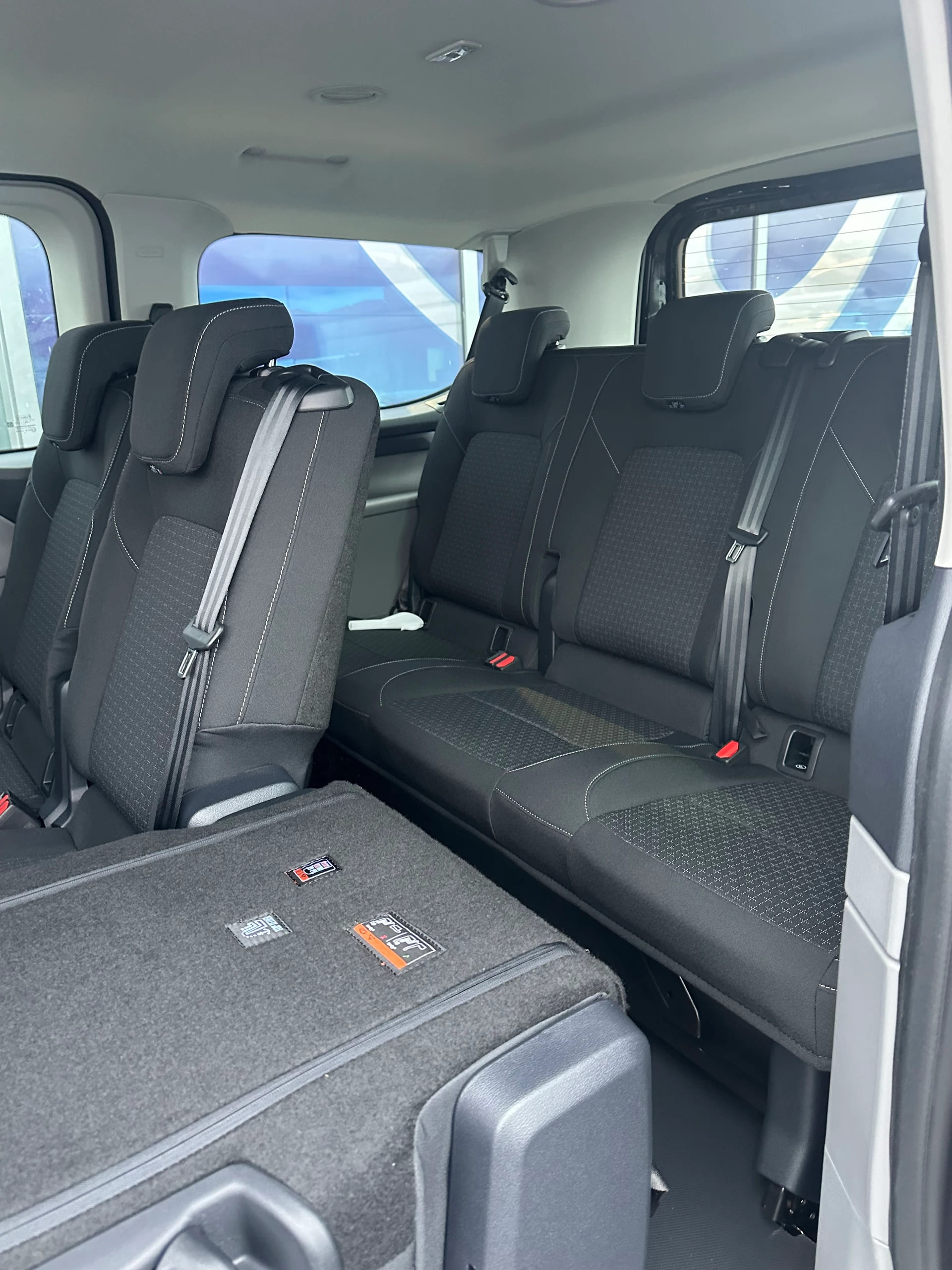 FORD Transit C combi 340 L1 2.5 Dur Trend/PHEV-image-12