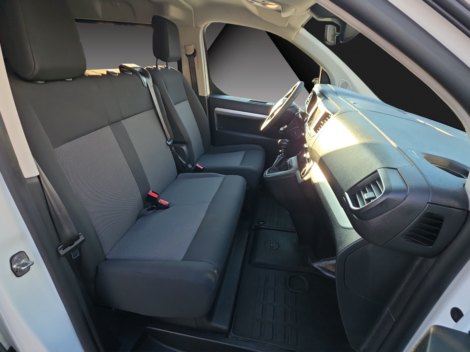 OPEL Vivaro Cargo 1.5 CDTI Essentia s/s DK variable M-image-16