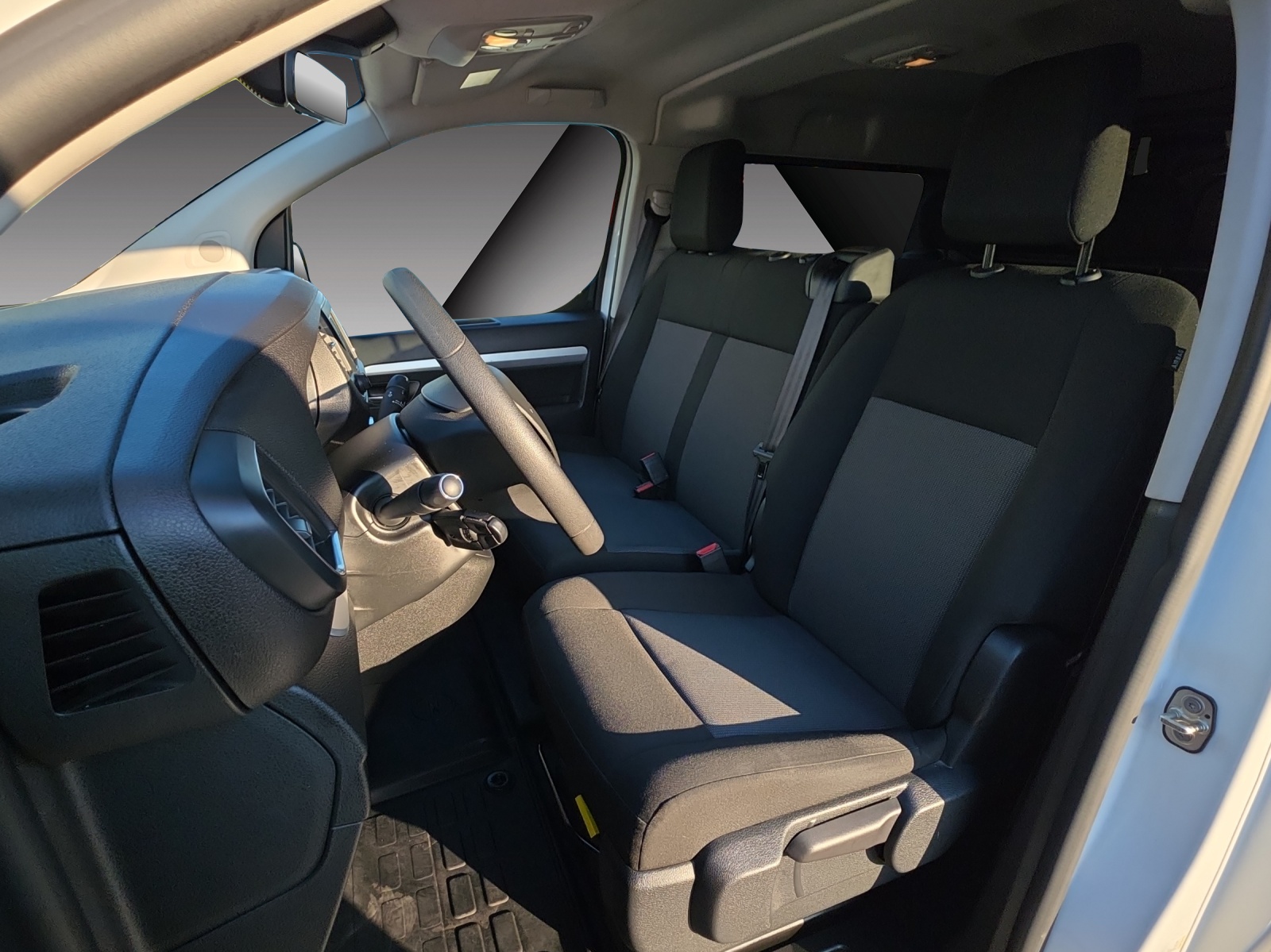 OPEL Vivaro Cargo 1.5 CDTI Essentia s/s DK variable M-image-14