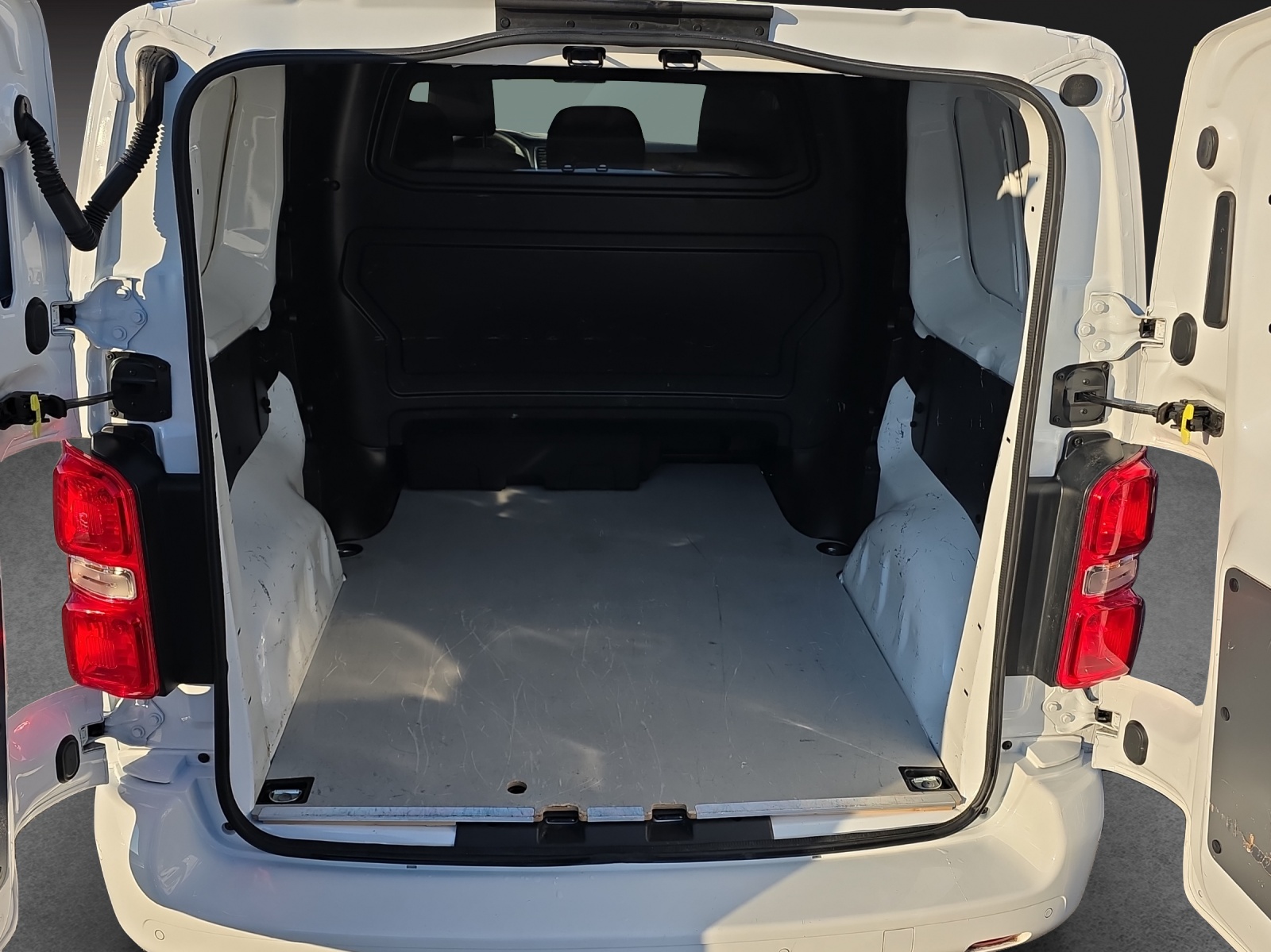 OPEL Vivaro Cargo 1.5 CDTI Essentia s/s DK variable M-image-6