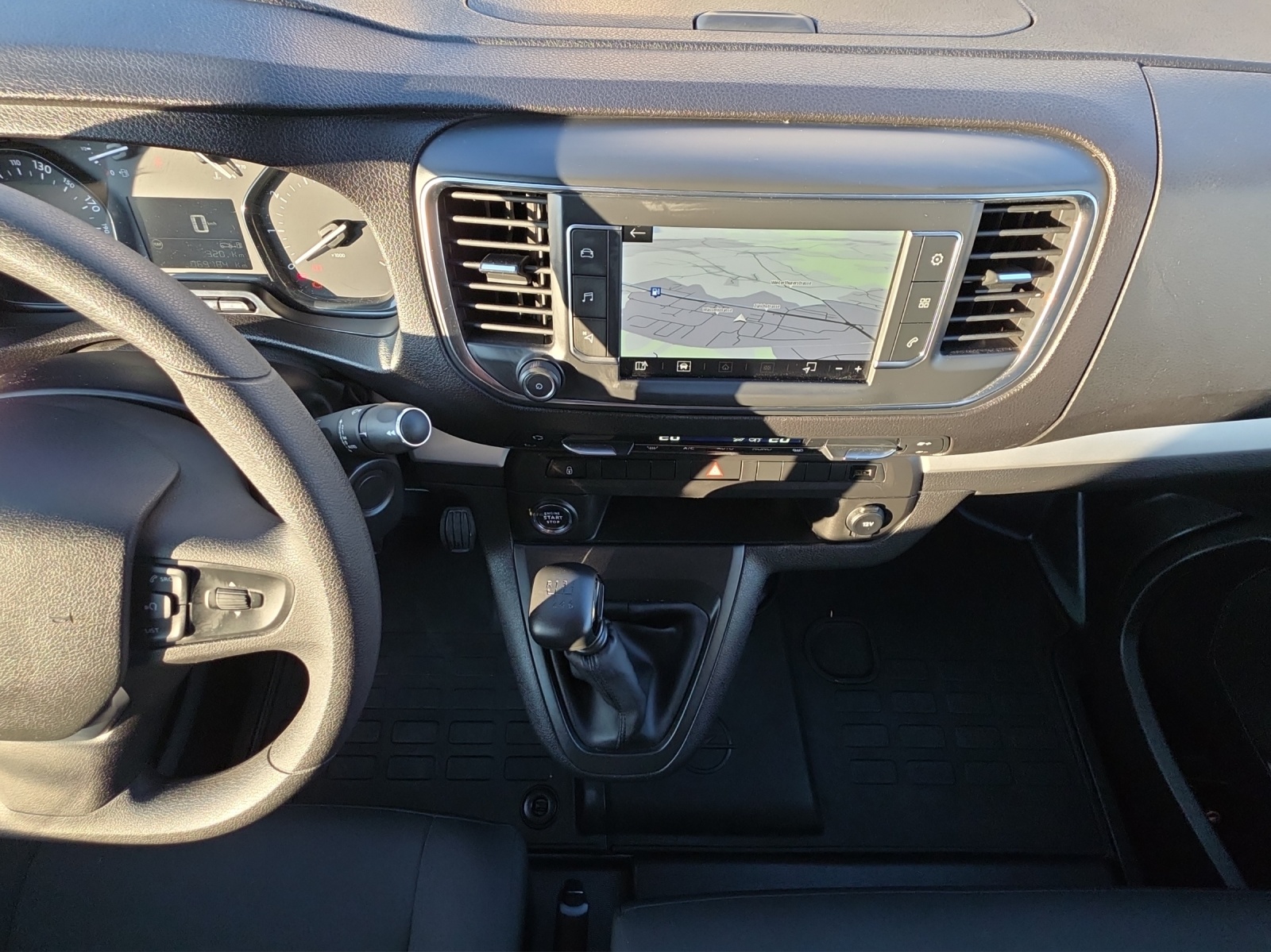 OPEL Vivaro Cargo 1.5 CDTI Essentia s/s DK variable M-image-11