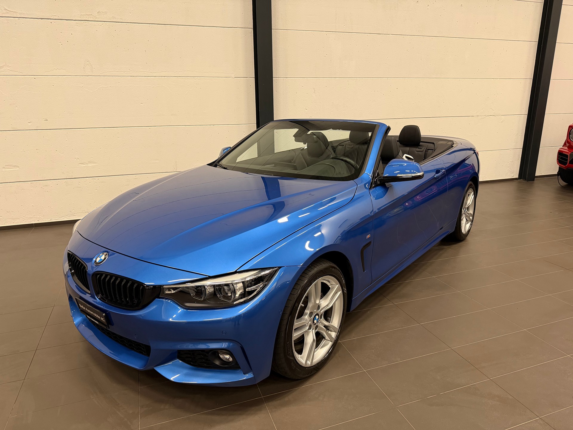 BMW 430i Cabriolet xDrive MSport Steptronic-image-0