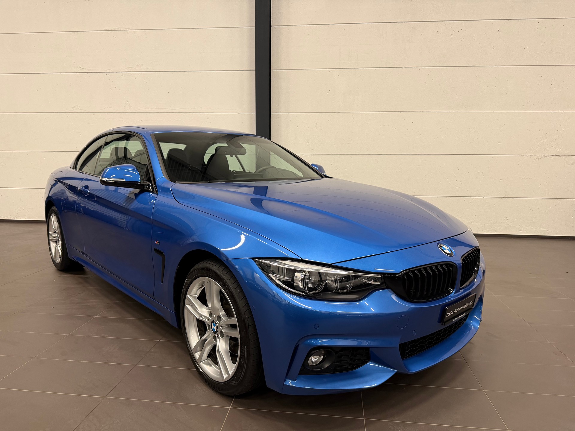 BMW 430i Cabriolet xDrive MSport Steptronic-image-1