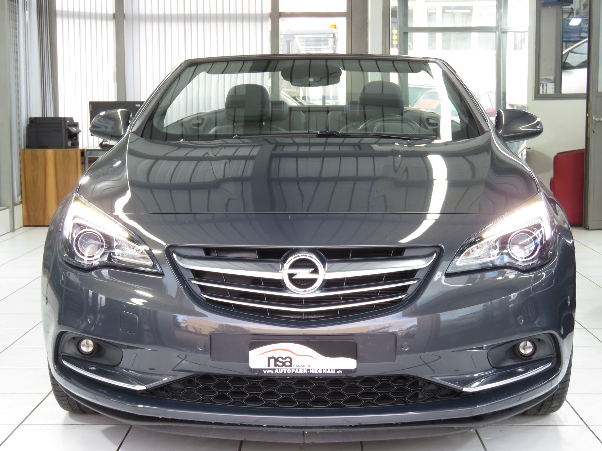 OPEL Cascada 1.6i 16V Cosmo-showroom-element-1
