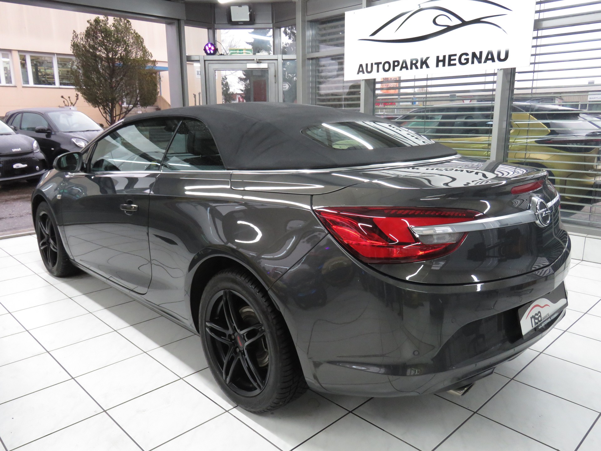 OPEL Cascada 1.6i 16V Cosmo-image-25