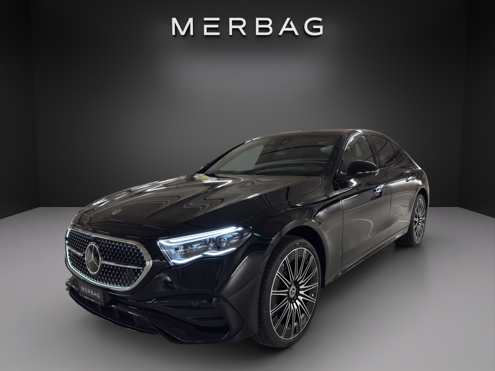 MERCEDES-BENZ E 220 d 4MATIC Limousine-image-2