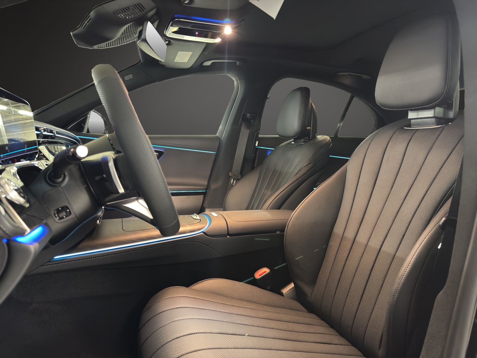 MERCEDES-BENZ E 220 d 4MATIC Limousine-image-9