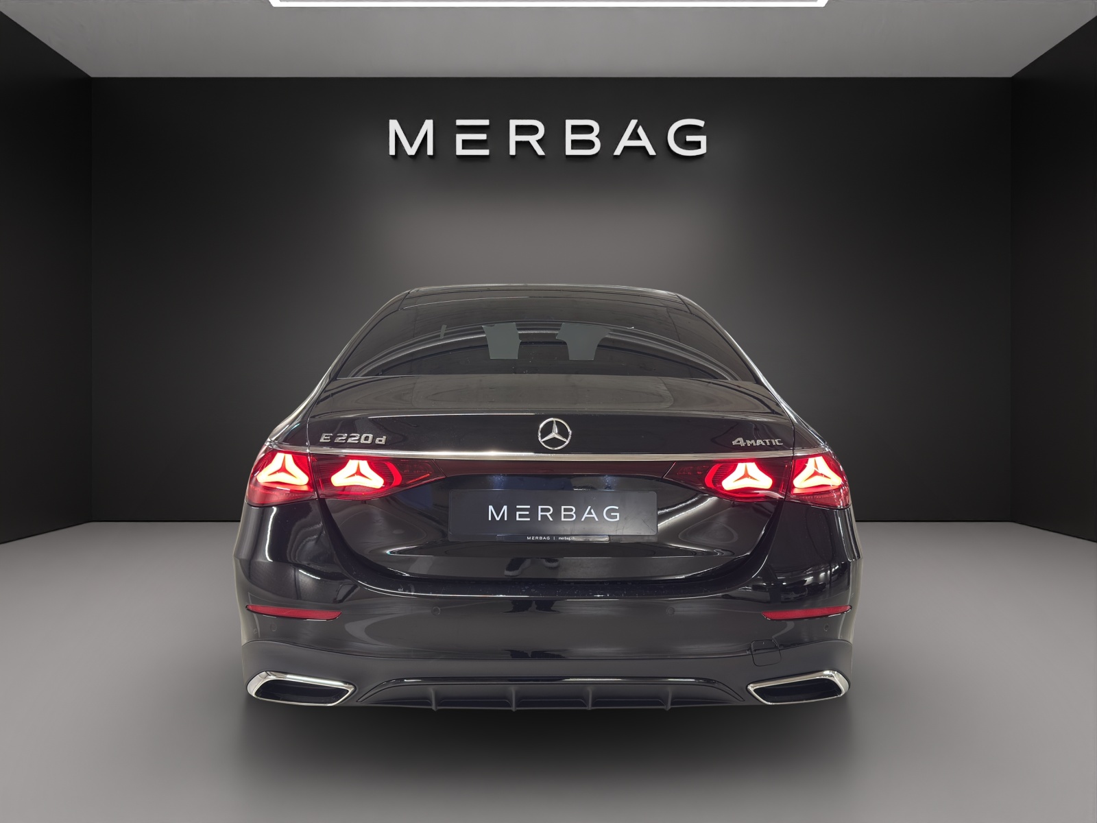 MERCEDES-BENZ E 220 d 4MATIC Limousine-image-5