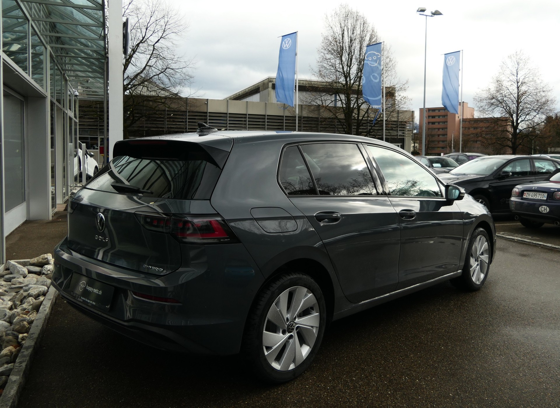 VW Golf 1.5 TSI PHEV Life-image-4