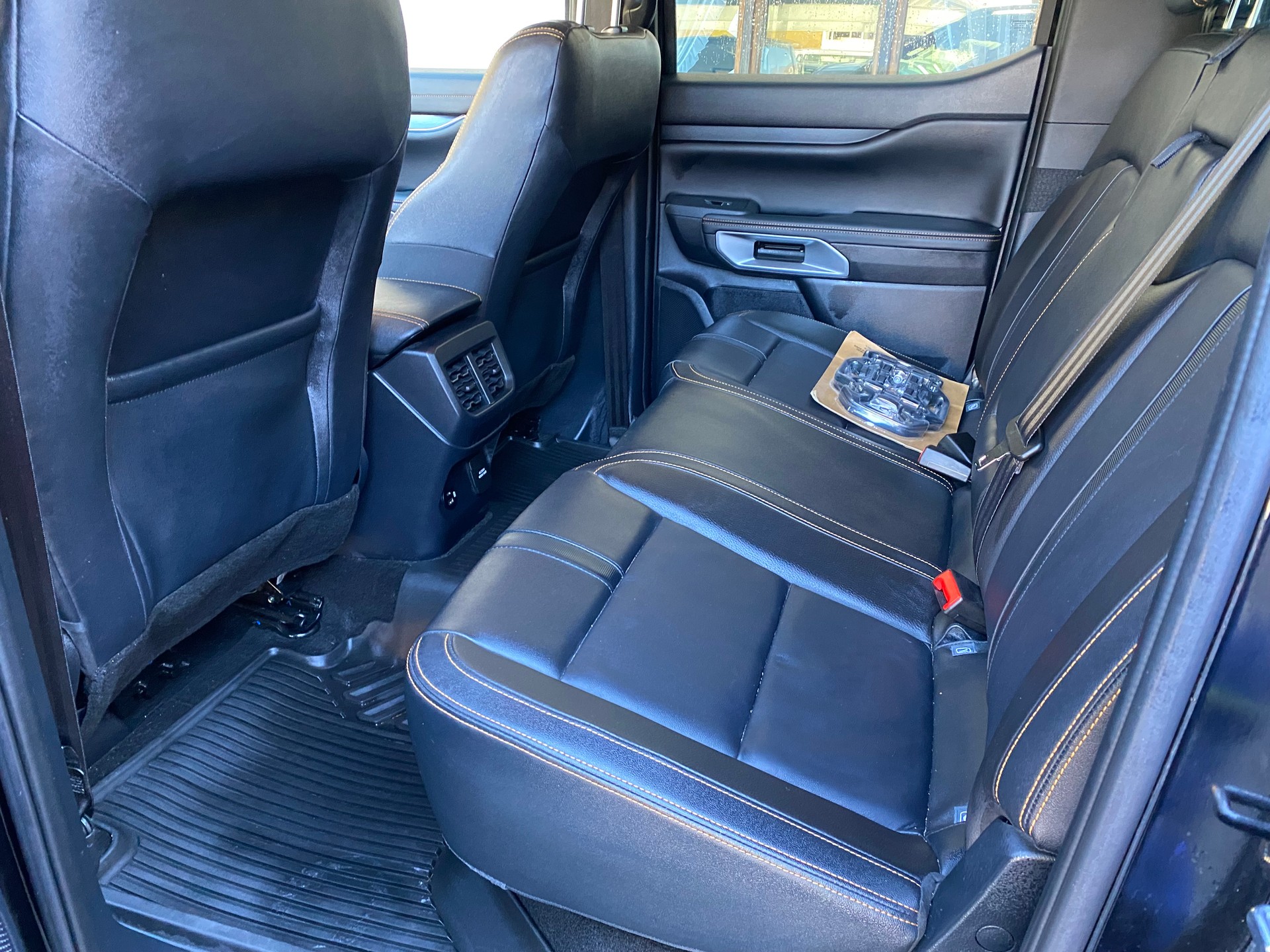 FORD Ranger Wildtrak 2.0 Eco Blue e-4WD Automat-image-7