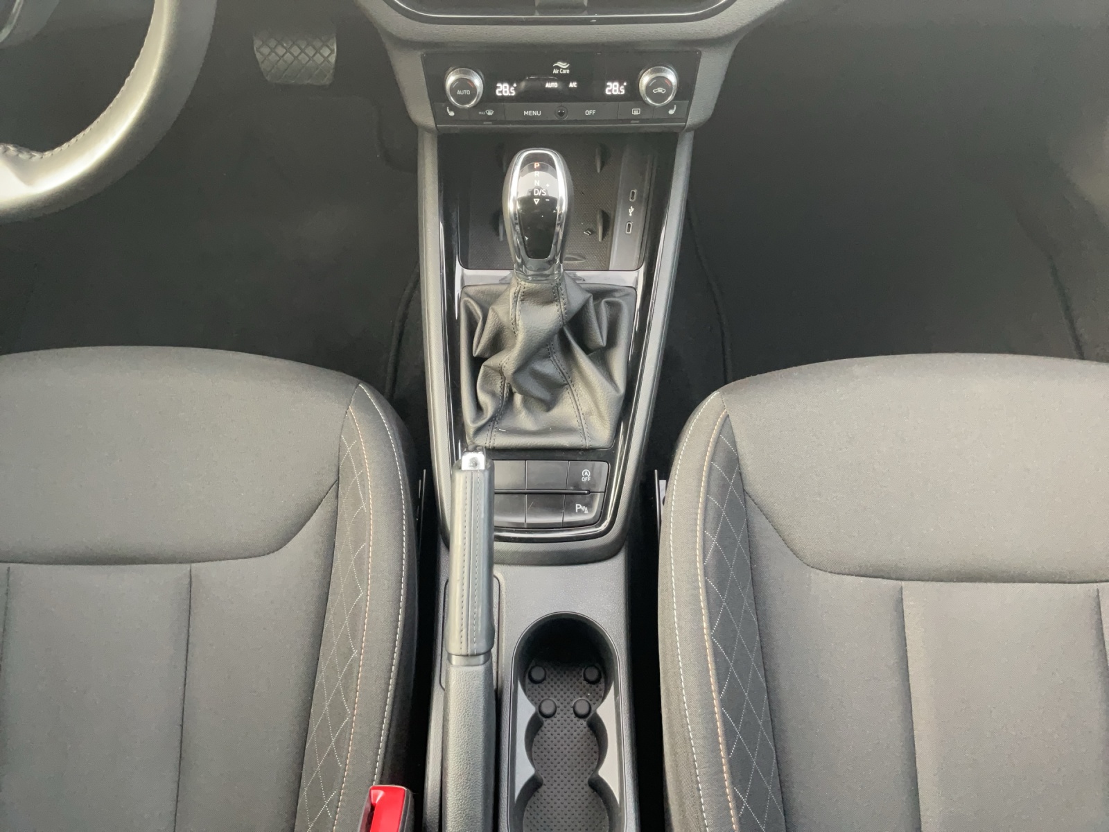 SKODA Scala 1.0 TSI Fresh DSG-image-11