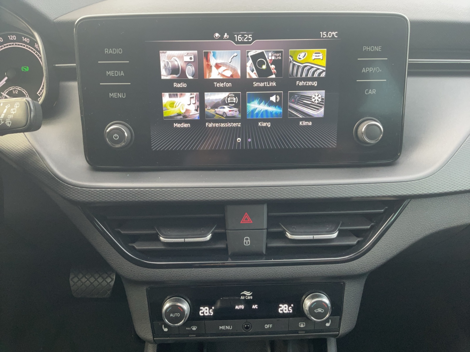 SKODA Scala 1.0 TSI Fresh DSG-image-9