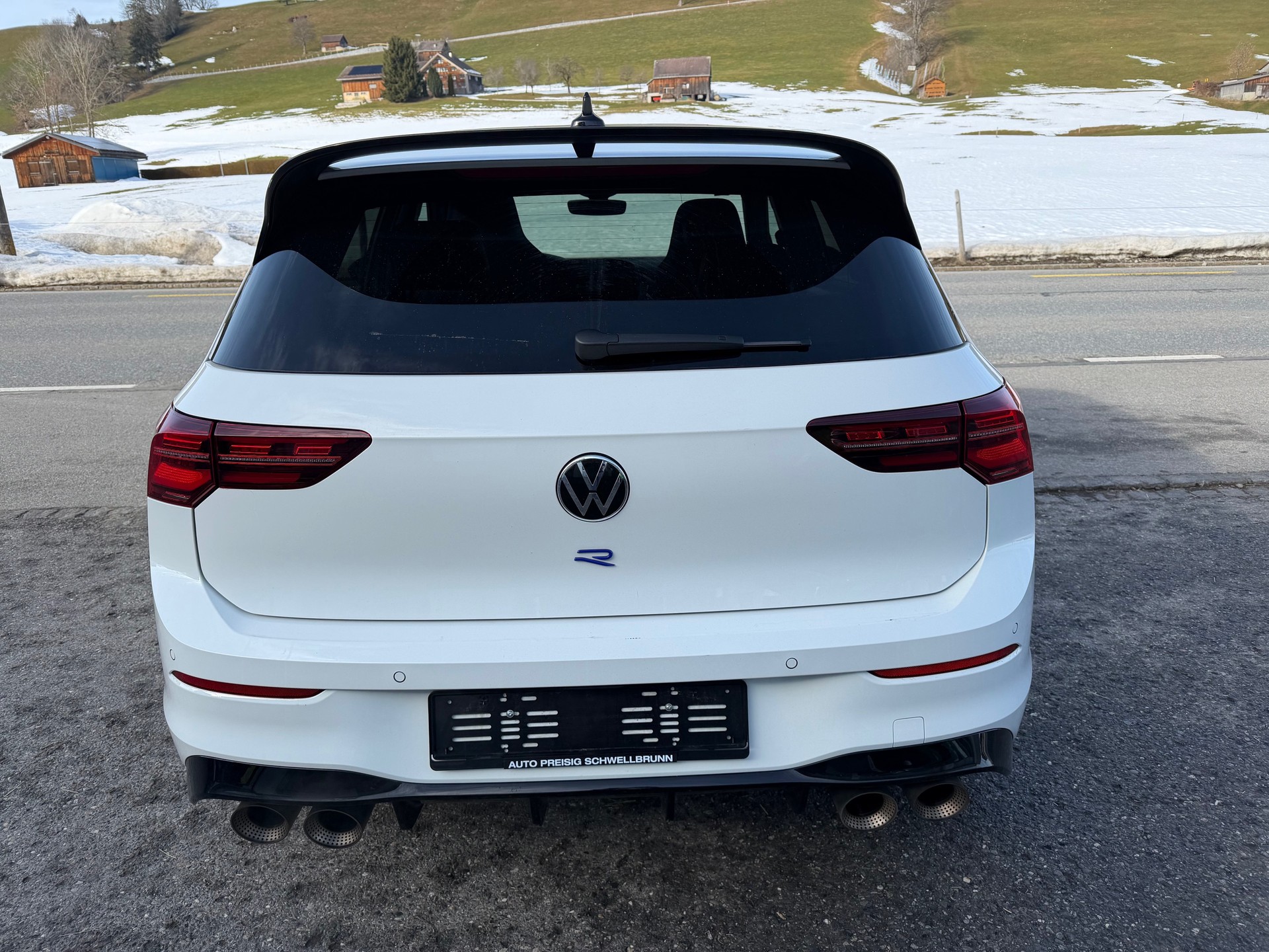 VW Golf 2.0 TSI R DSG 4Motion R 20 Years-image-14